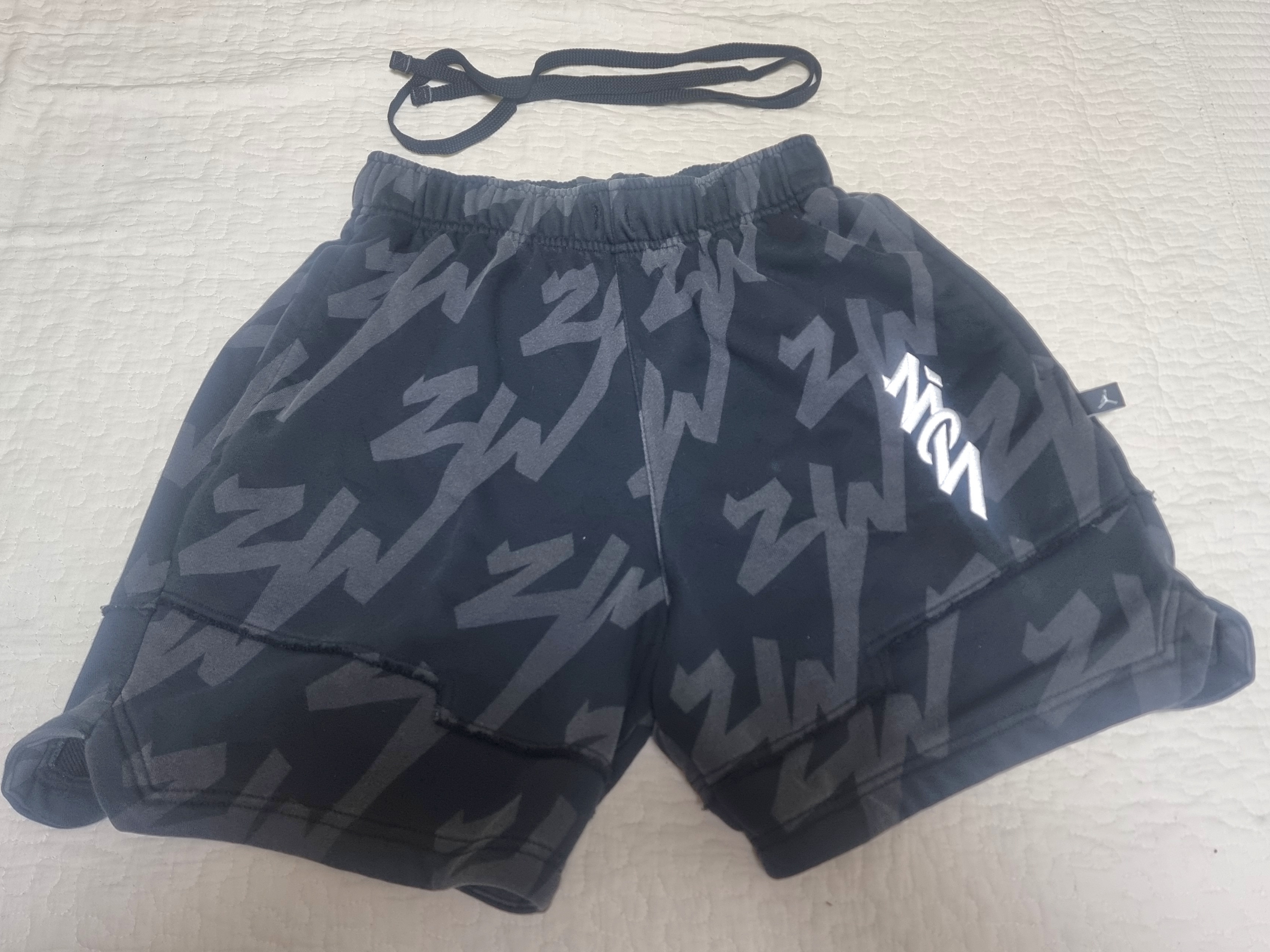 Jordan Zion Performance Shorts Black White - Asia 착용 스타일