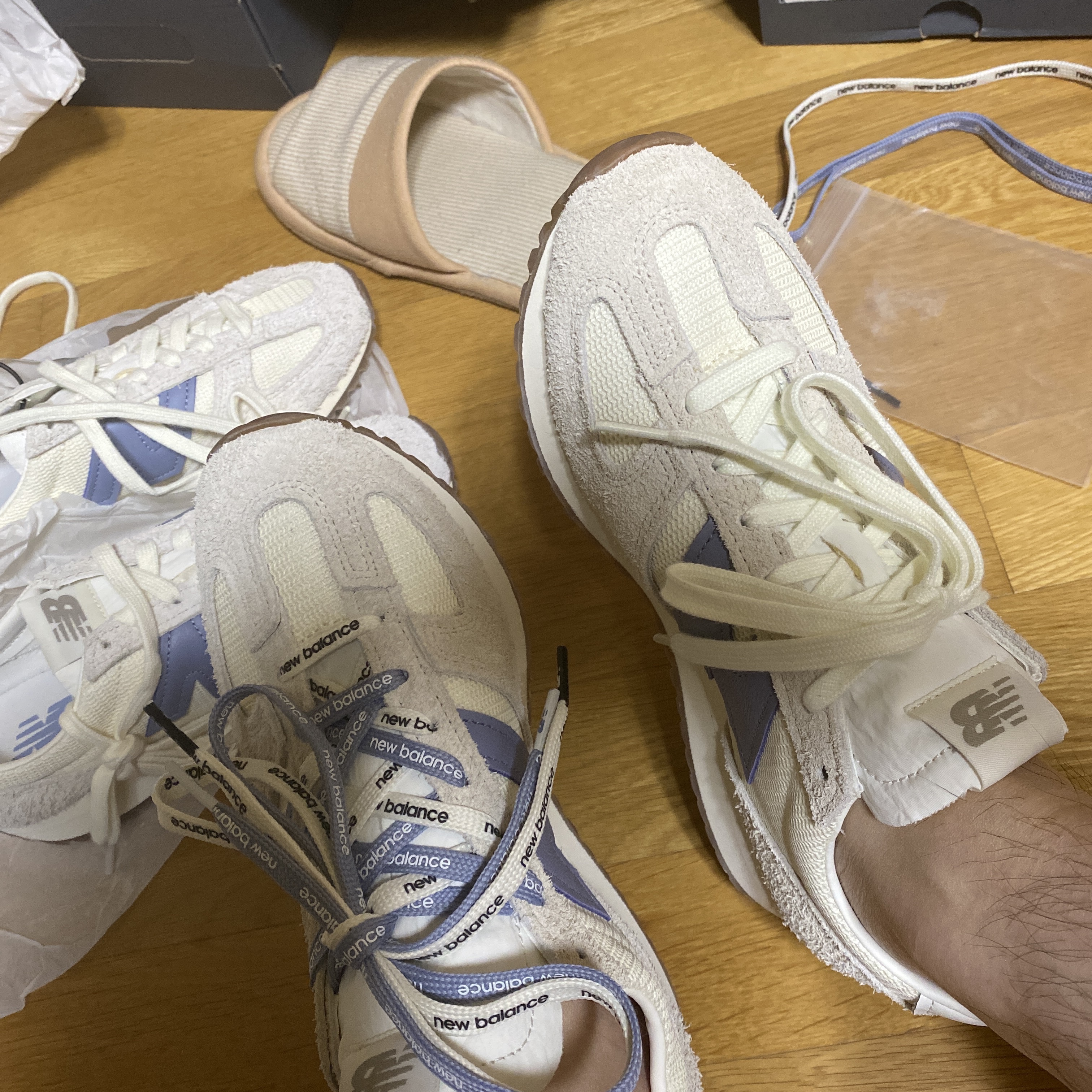 New Balance 471 Timberwolf Angora 착용 스타일