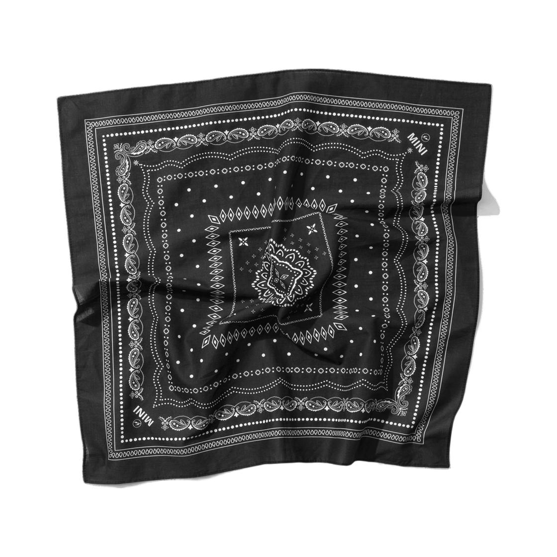 (키즈) 프라그먼트 미니 미니 로고 반다나 블랙((Kids) Frgmt Mini Mini Logo Bandana Black)