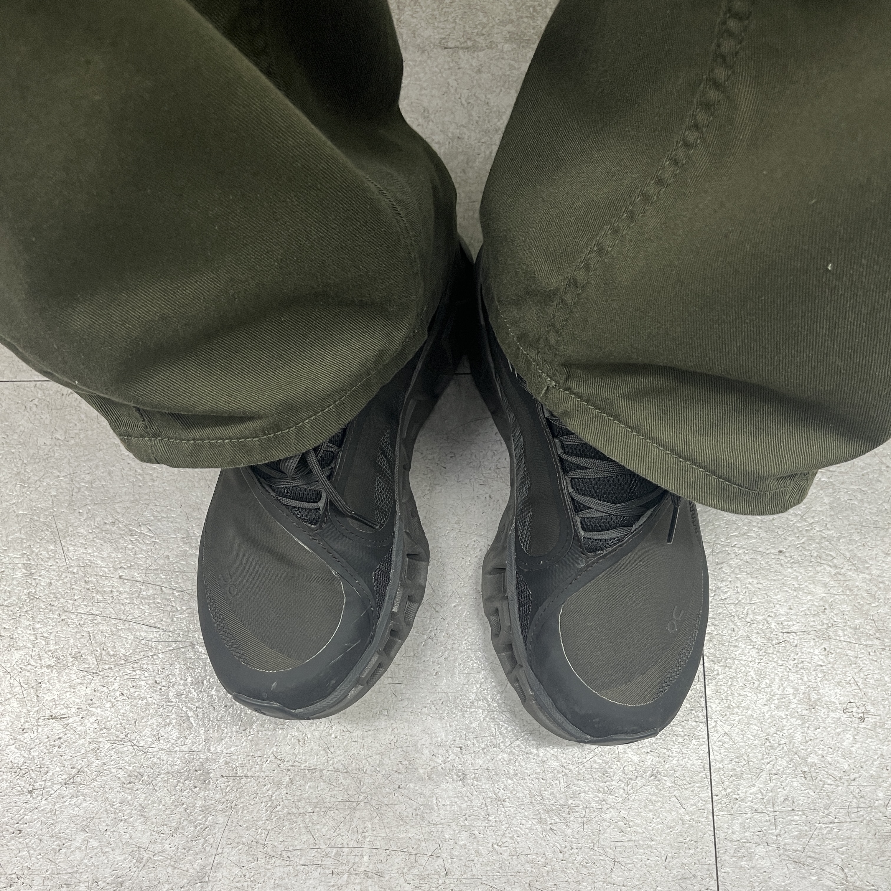 On Running x Post Archive Faction (Paf) Cloudmonster 2 Thorn Brown 착용 스타일