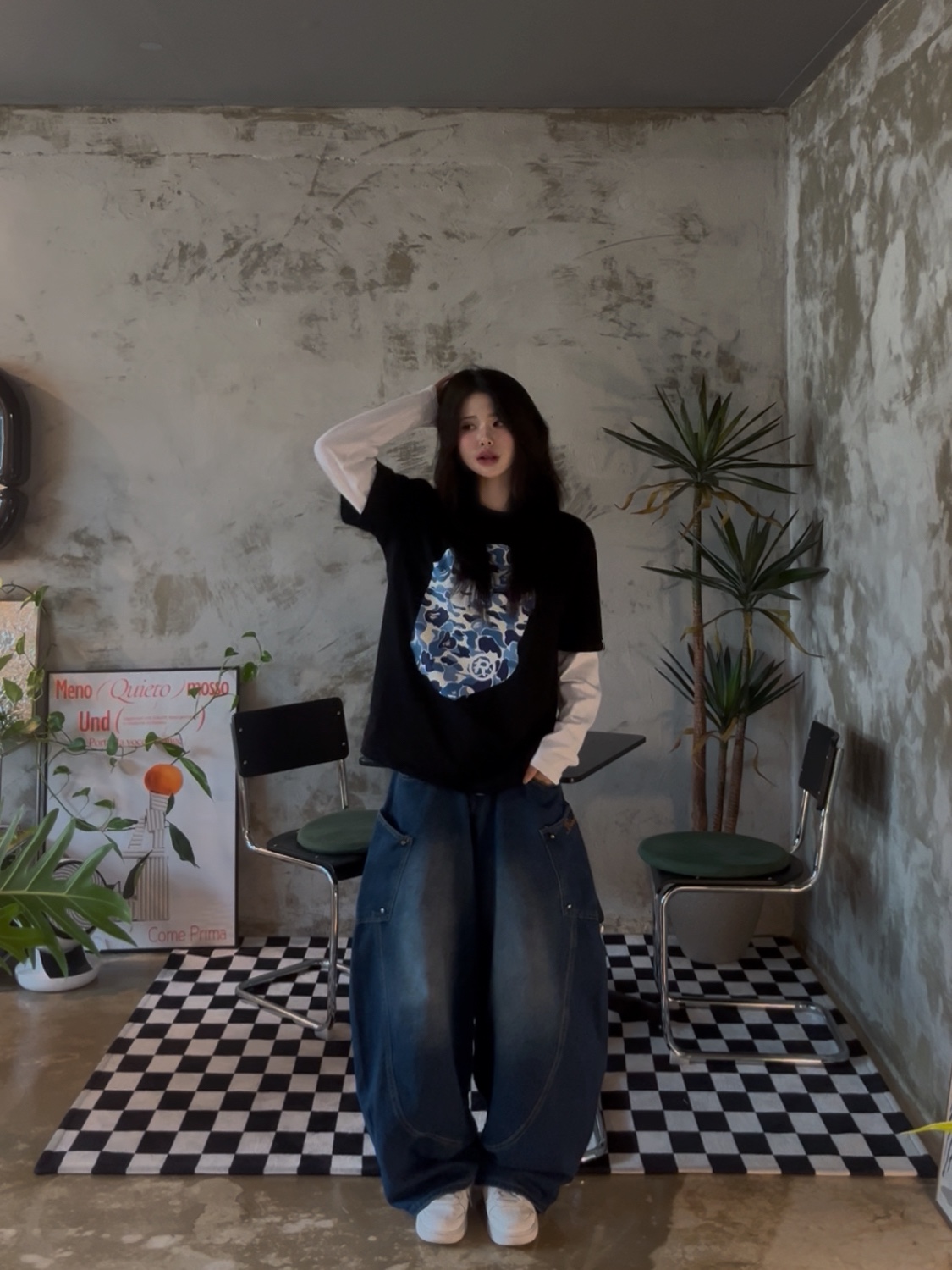 BAPE ABC Camo Big Ape Head T-Shirt Black Blue, Nike Air Force 1 '07 Low White 착용 스타일 - 1