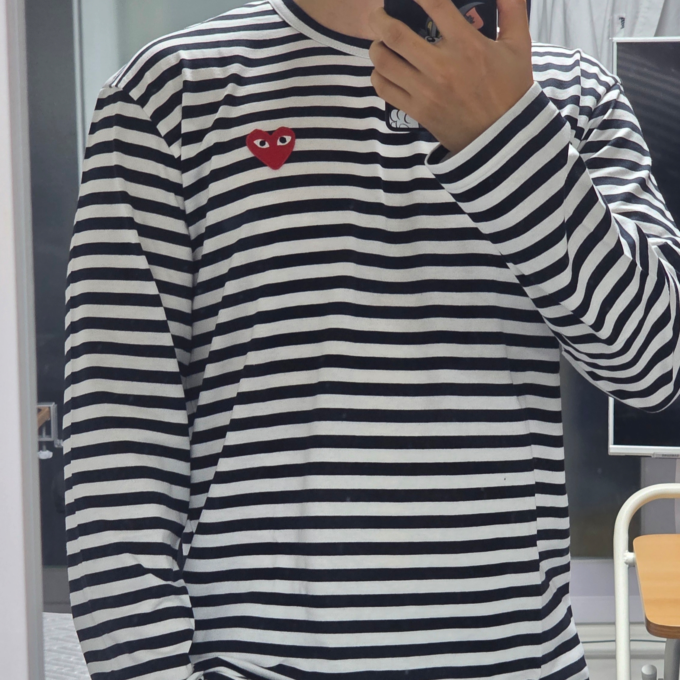 Play Comme des Garcons Striped LS T-Shirt Black White 착용 스타일