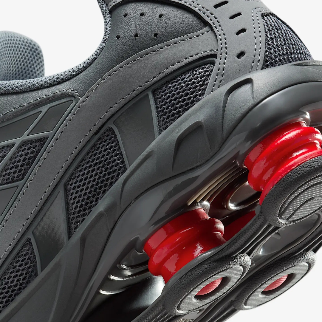 Nike Shox Ride 2 Light Graphite Anthracite, Nike x Supreme Shox Ride 2 SP White 착용 스타일 - 5