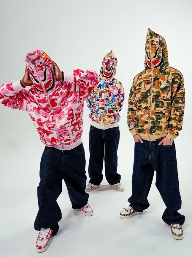 Evisu Daicock Print Baggy Jeans #2000 Ecru 착용 스타일 - 2
