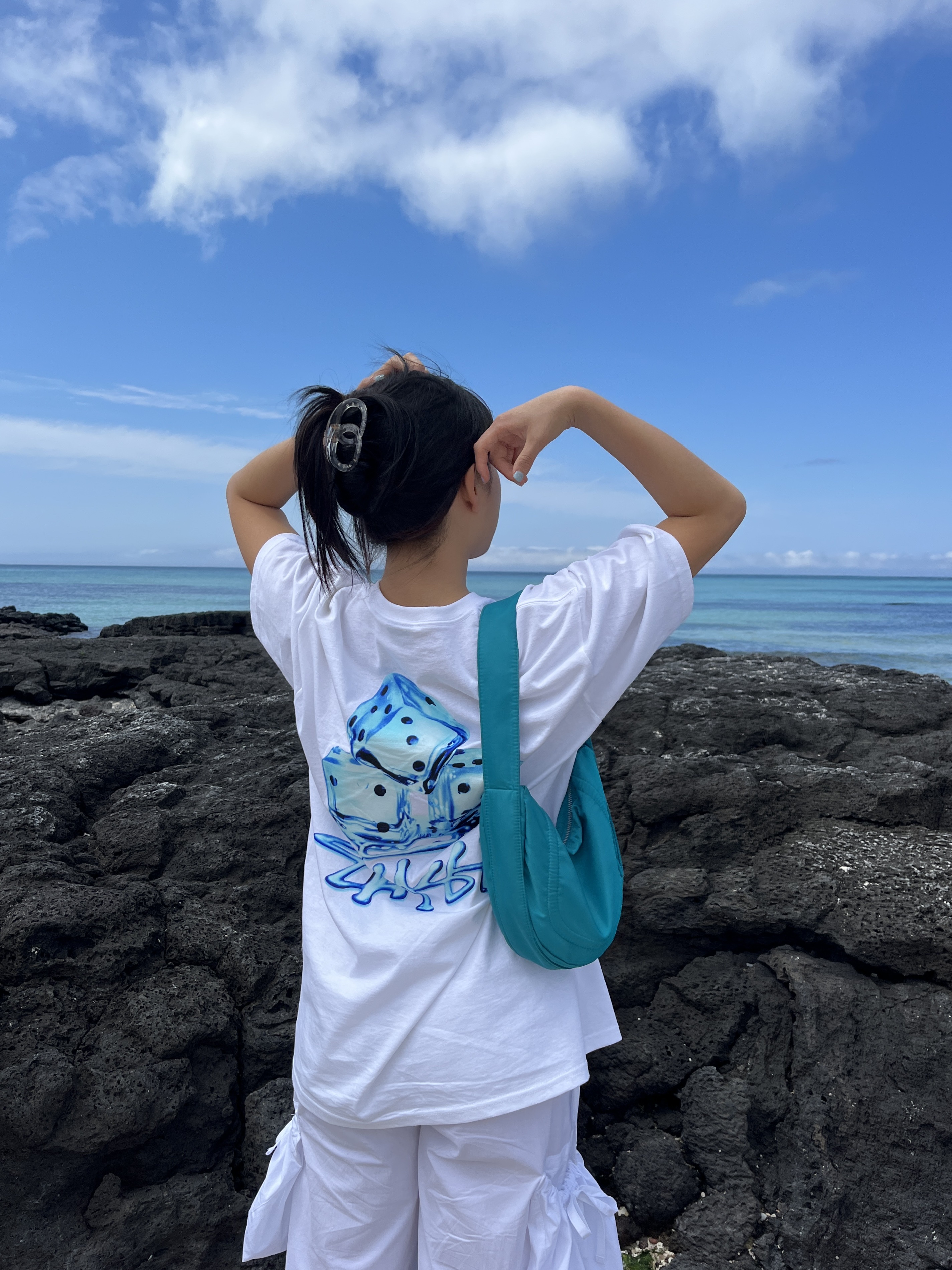 Stussy Melted T-Shirt White 착용 스타일