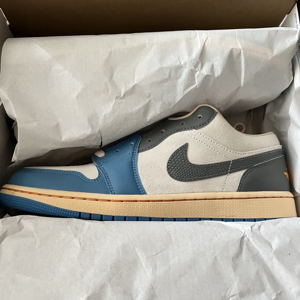 Jordan 1 Low SE Tokyo 96 착용 스타일