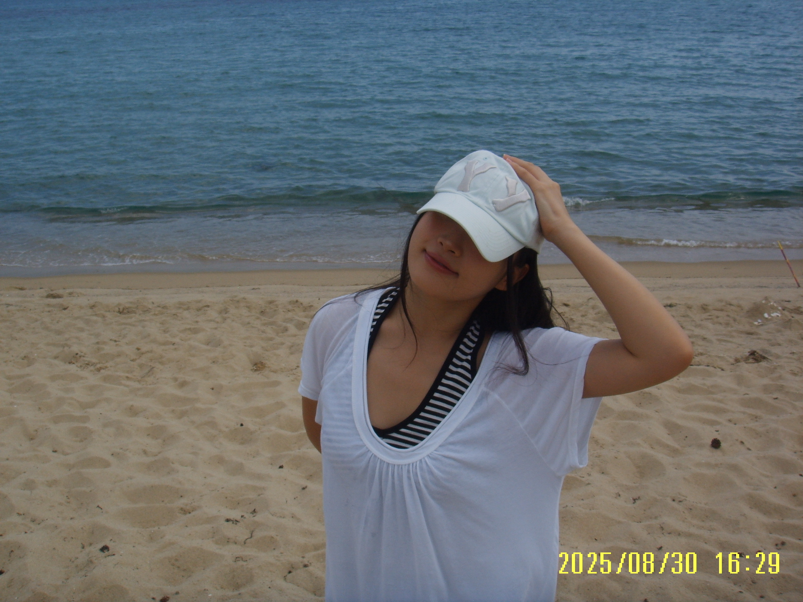 Open Yy Yy Heart Bone Ball Cap Minty White 착용 스타일