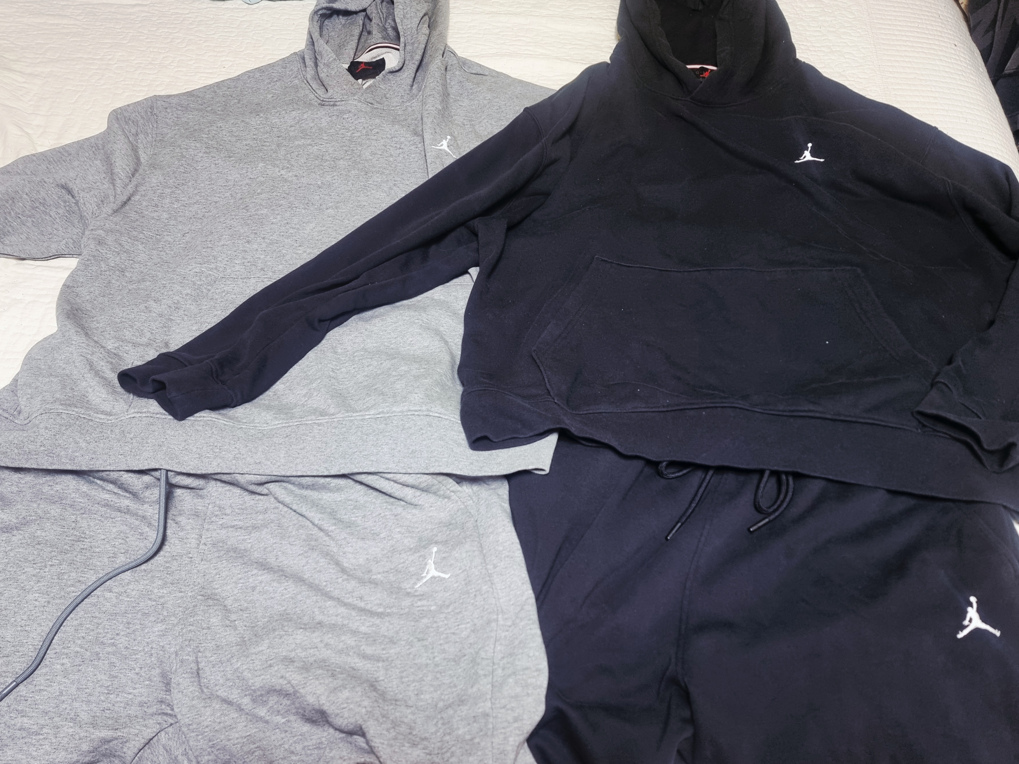 Jordan Essentials Loopback Fleece Pullover Hoodie Black - Asia, Jordan Essentials Loopback Fleece Pullover Hoodie Carbon Heather White - Asia 착용 스타일