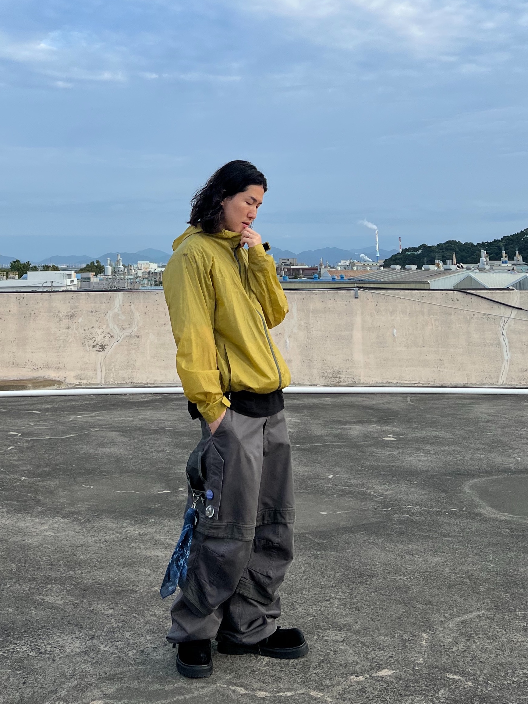 [더블적립]farfromwhat far layered work pants_charcoal, Undermycar Gashutein 6 Six People Graphic T-Shirt Bristol Black - 24SS 착용 스타일 - 2