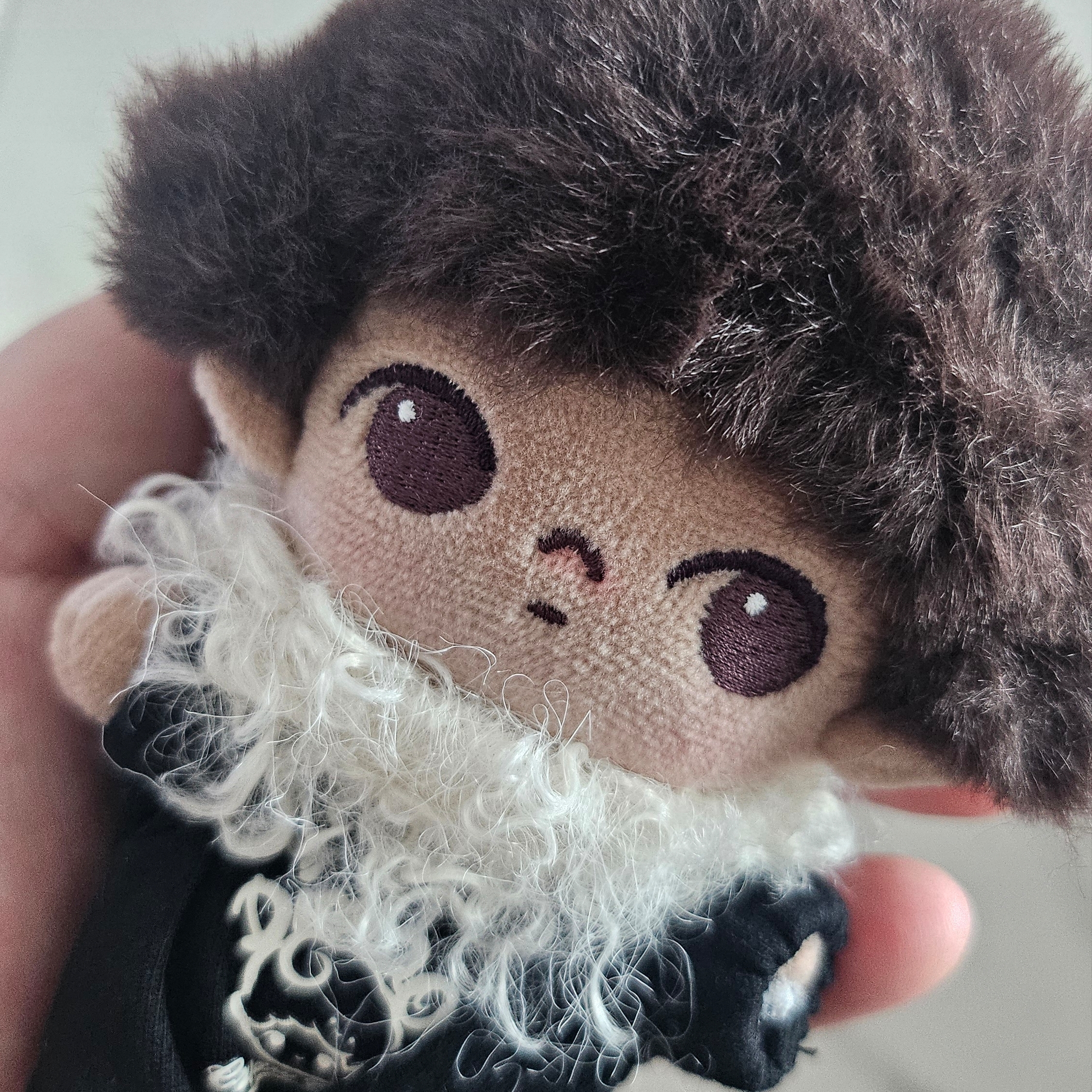 Pop Mart Dimoo Crush On Coffee Series Soft Faced Plush Keychain Heartfelt Espresso (Opened Case) 착용 스타일