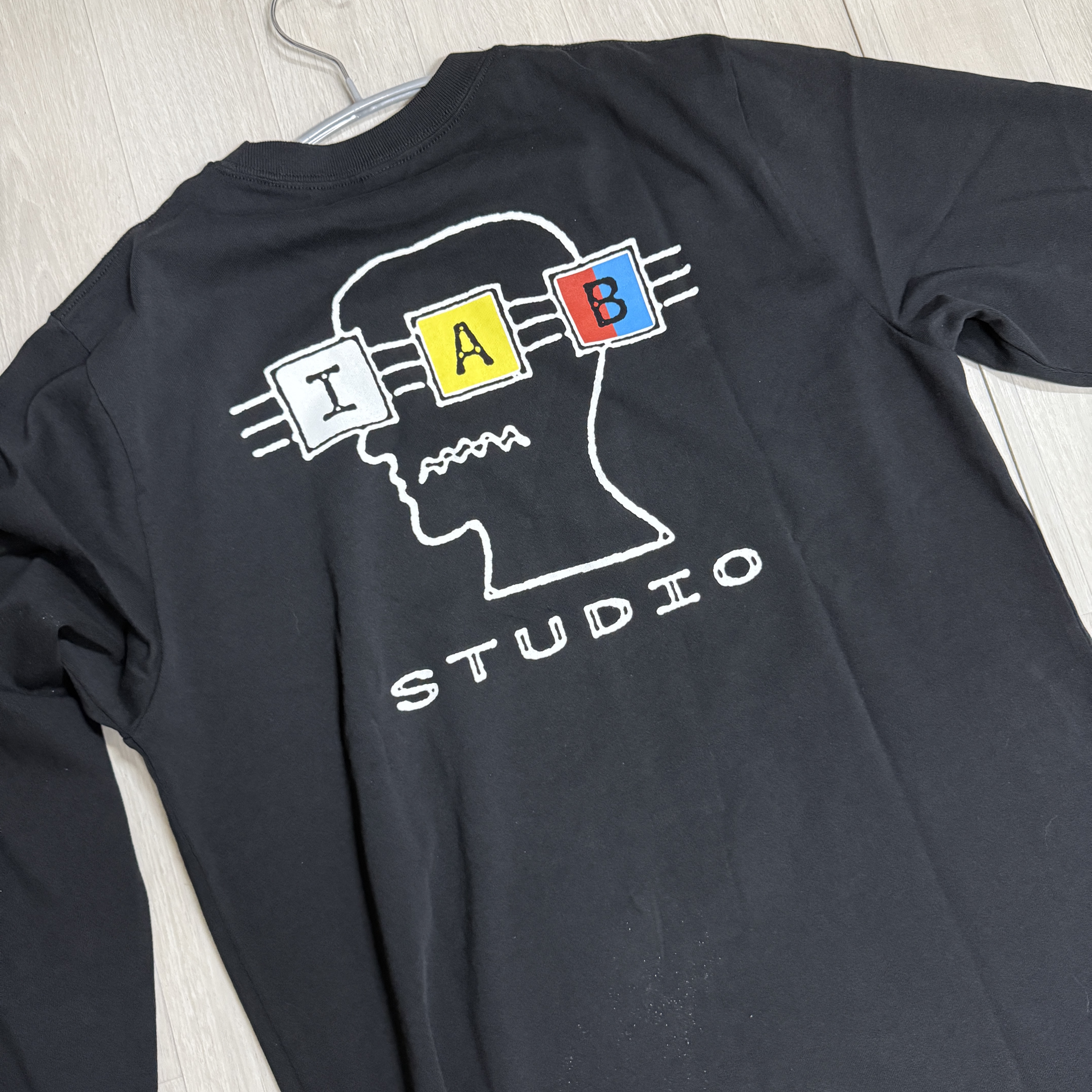 IAB Studio x Brain Dead Long Sleeve Black 착용 스타일 - 1