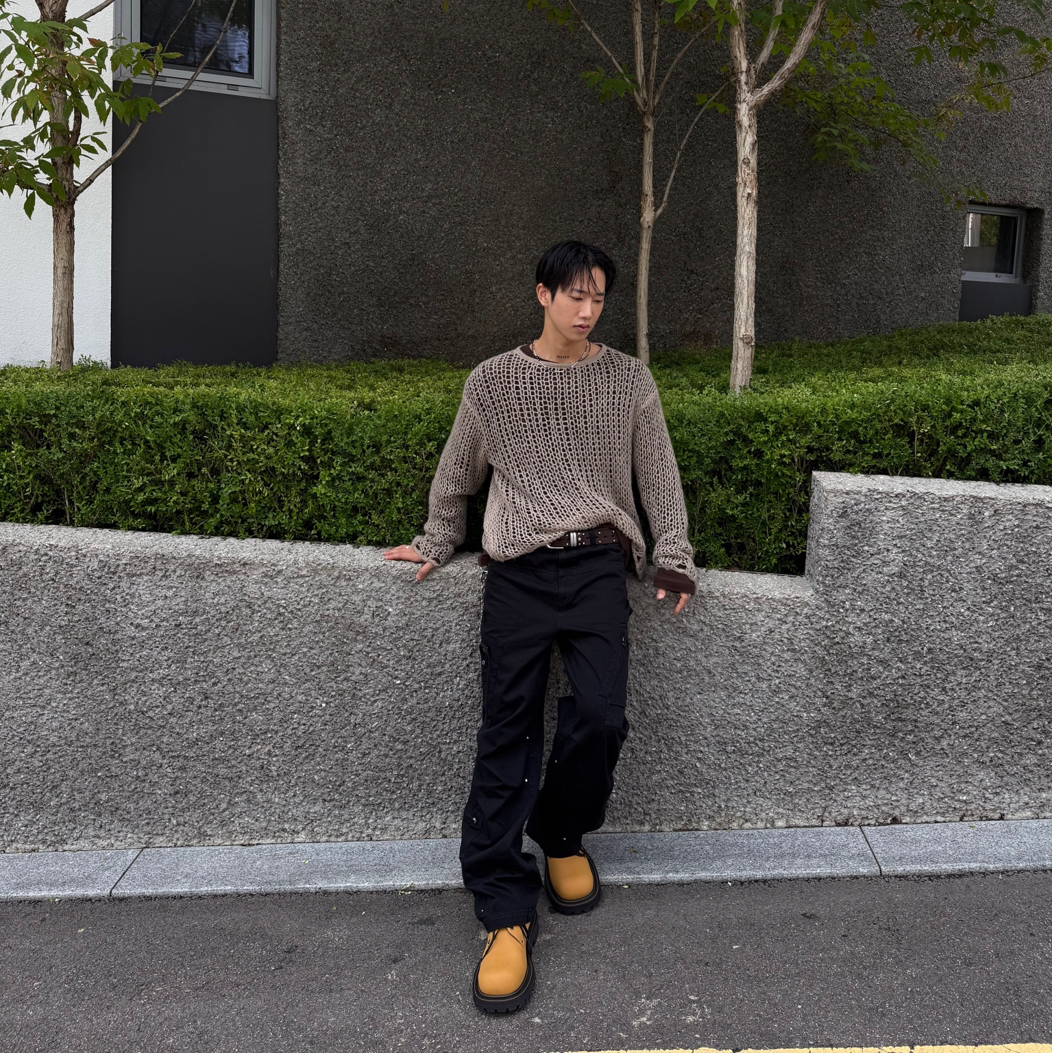 Vacant Archive Men Guppy Net Layered Knit Beige, Vacant Archive Men Guppy Net Layered Knit Khaki 착용 스타일