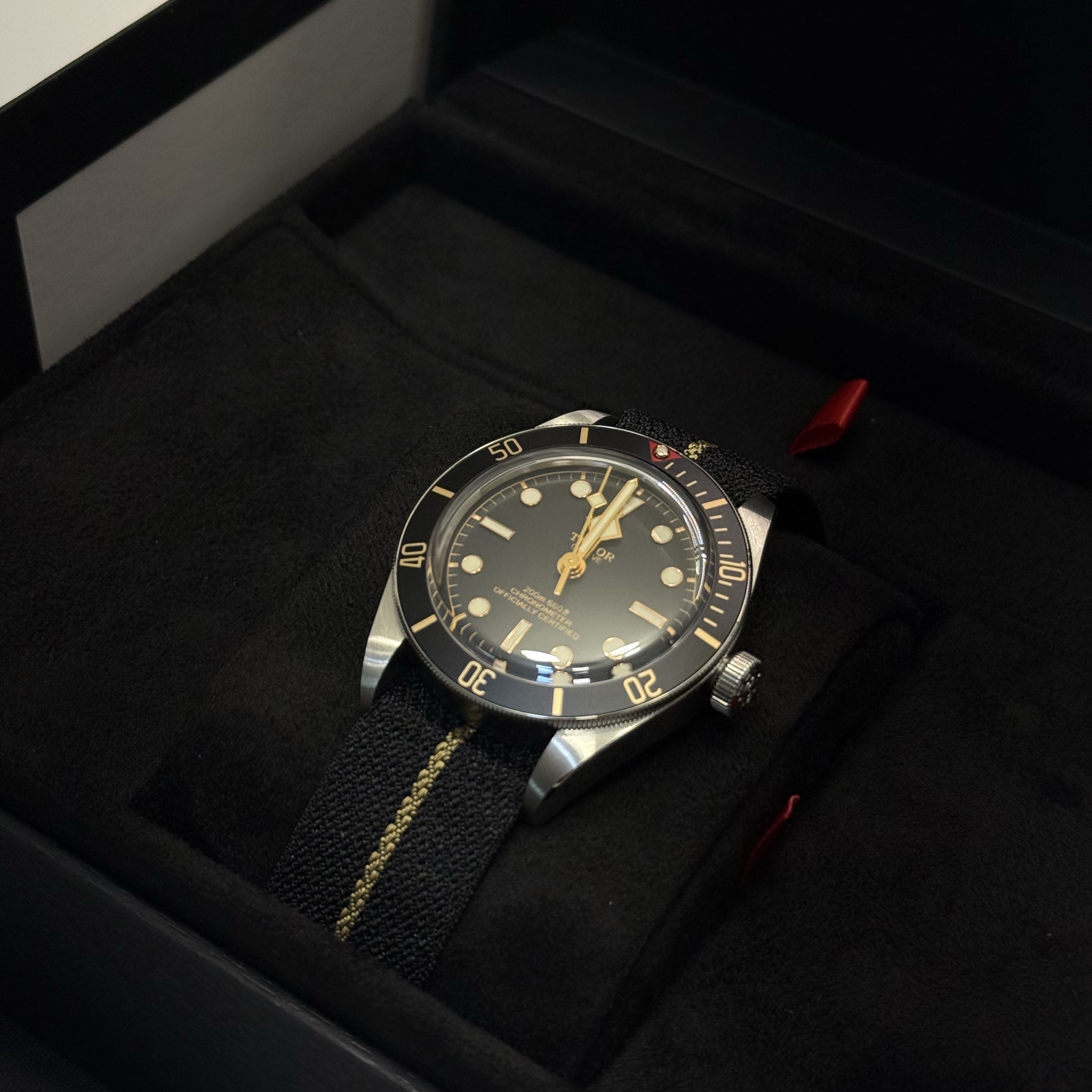Tudor Black Bay 58 MT5402 Steel Bracelet Black 착용 스타일