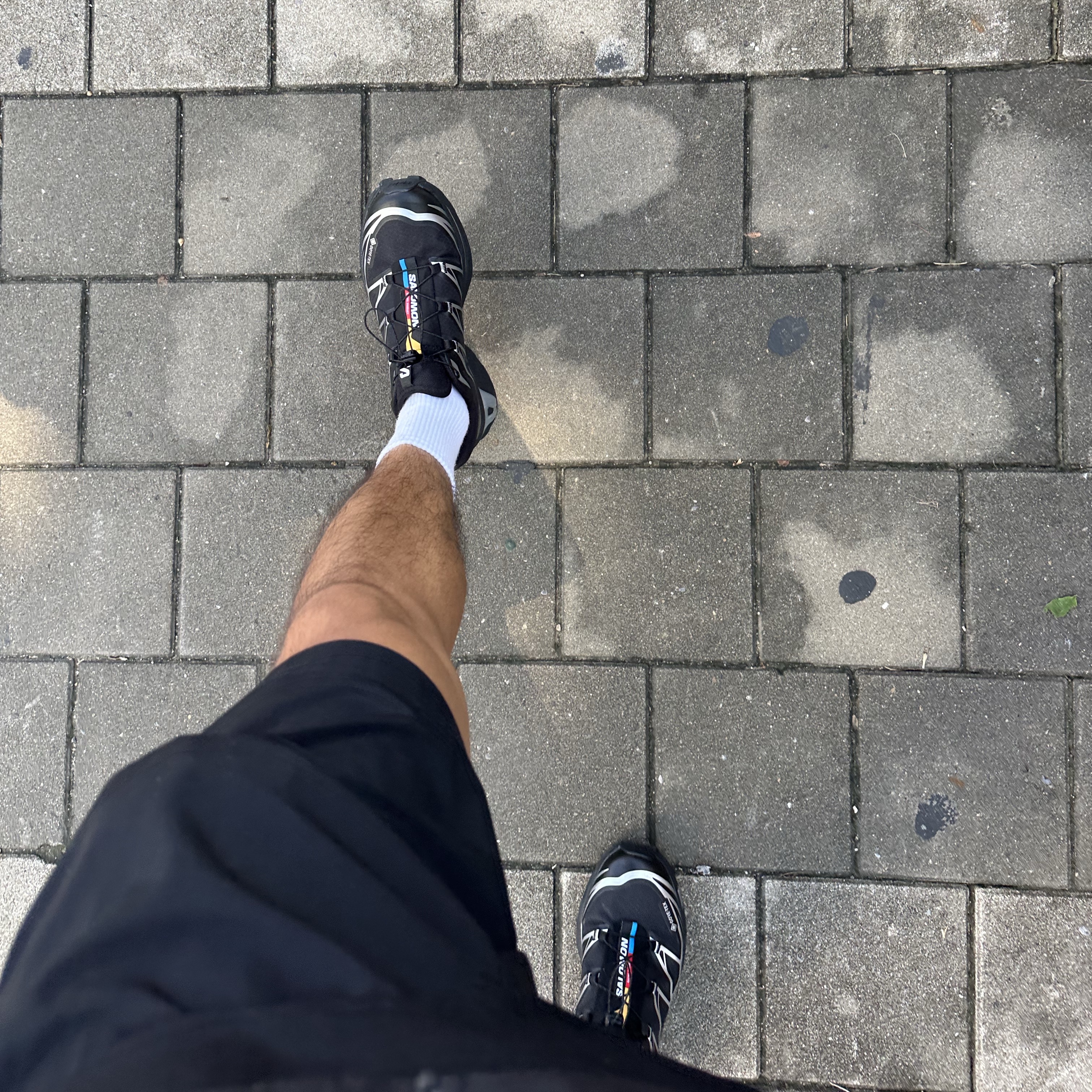 Salomon XT-6 GTX Black Silver 착용 스타일
