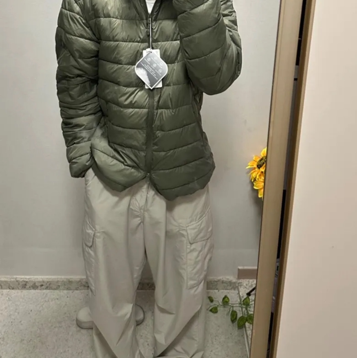 Musinsa Standard City Leisure Hooded Light Down Jacket Khaki 착용 스타일