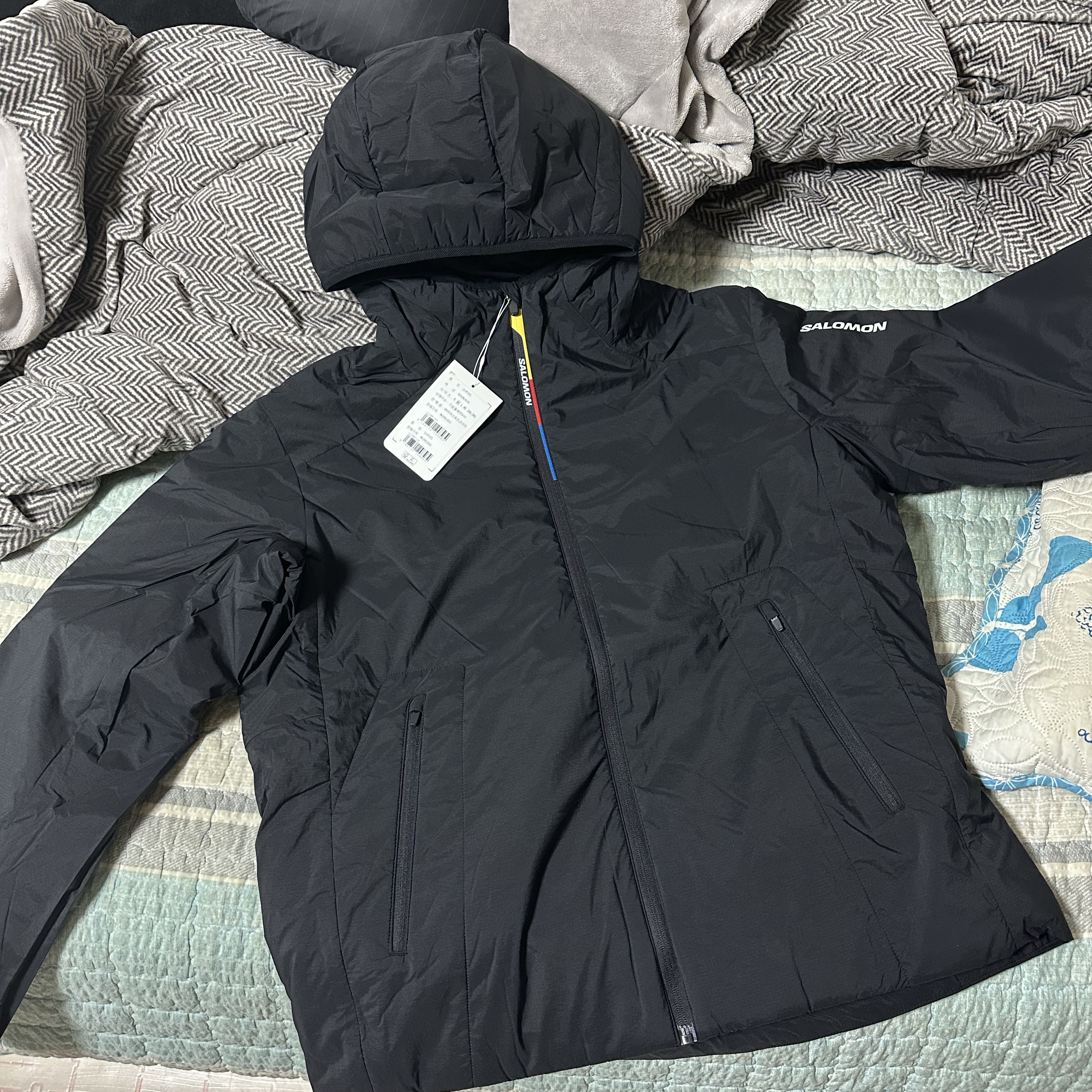 Salomon Modisay Jacket Black 착용 스타일
