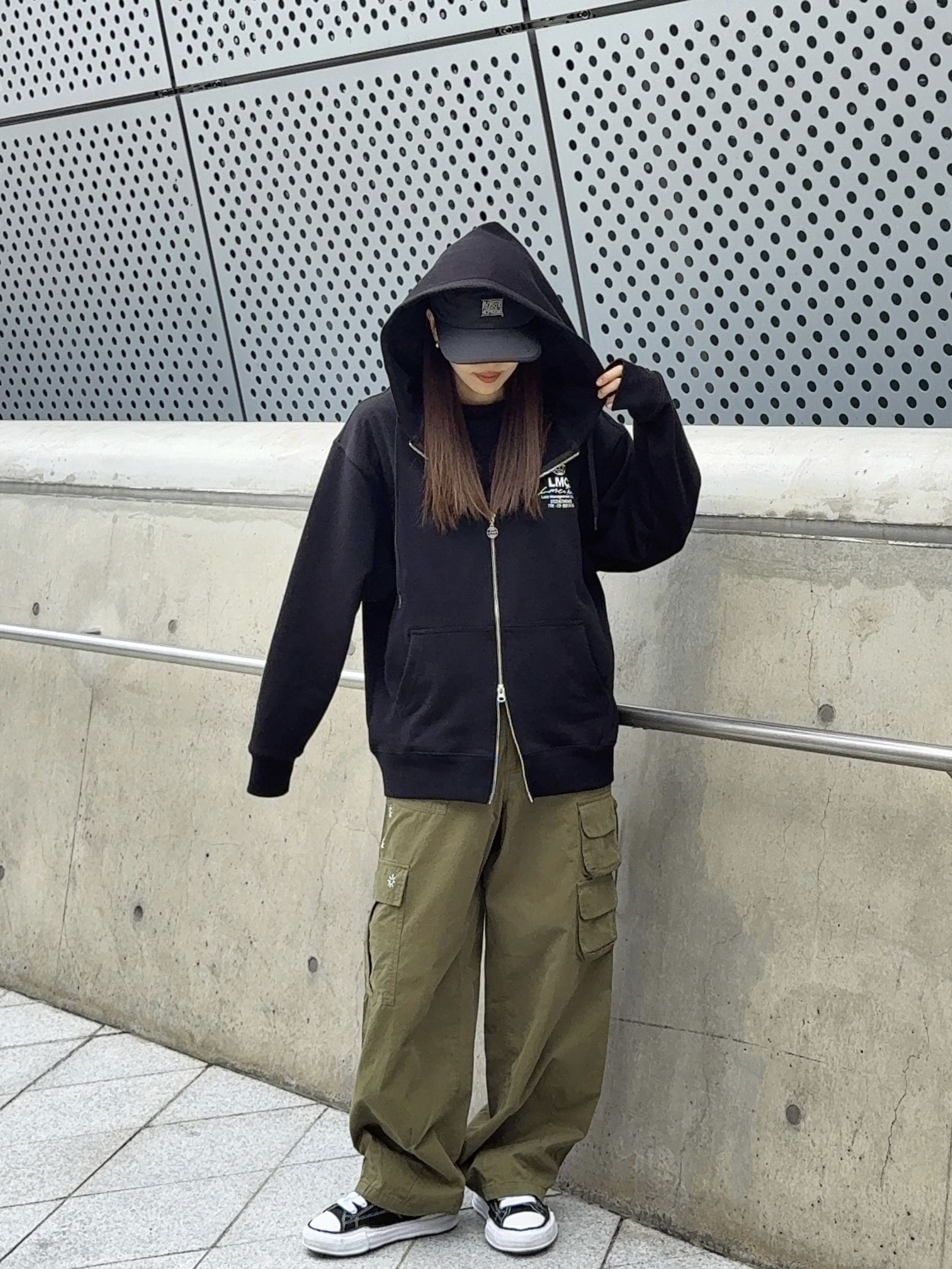 Supreme x Marithe Francois Girbaud Sport Camp Cap Black - 25SS, Maison Mihara Yasuhiro Peterson OG Sole Canvas Low Sneakers Black 착용 스타일