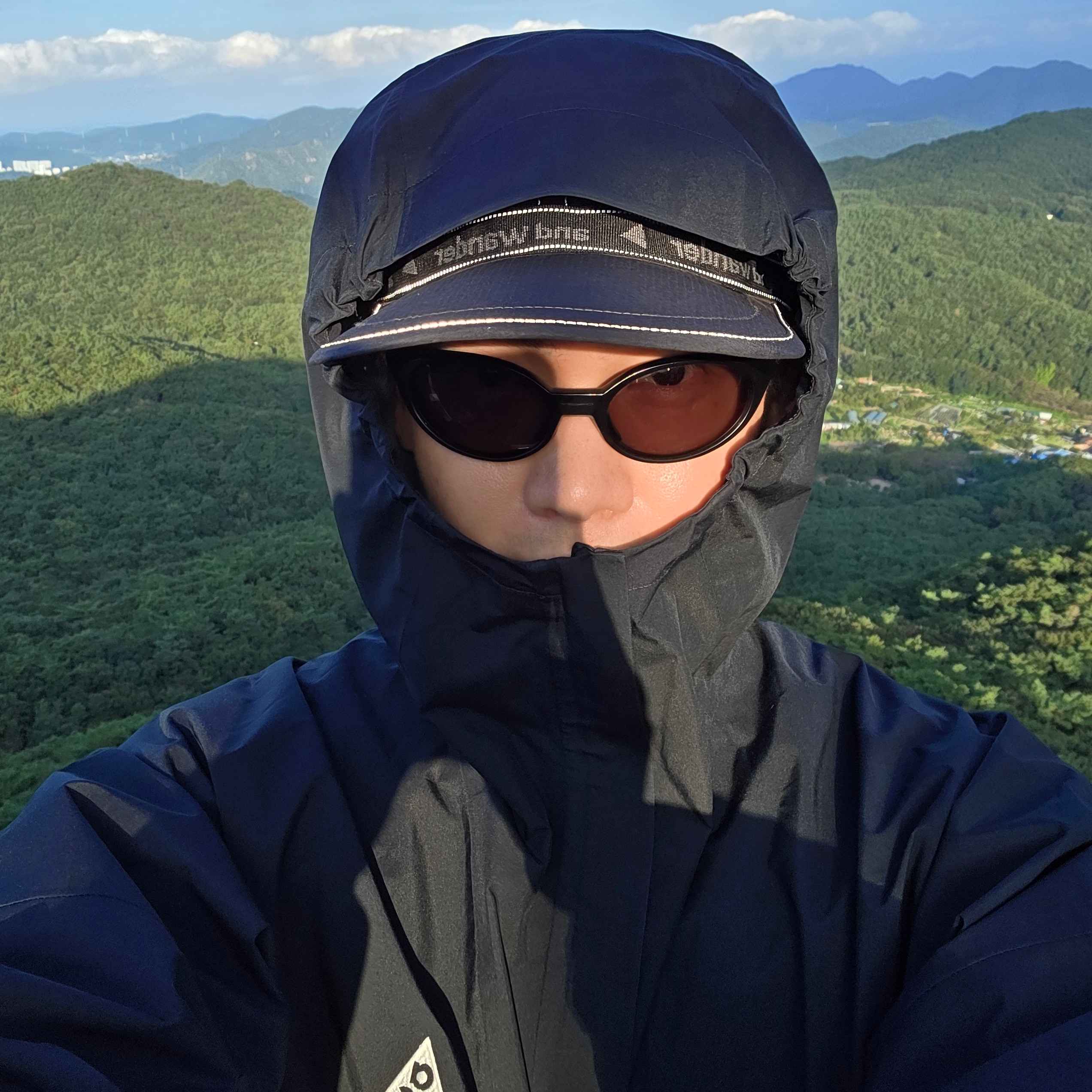 Nike ACG Storm-Fit ADV Cascade Rains Full Zip Jacket Black - Asia, Oakley Eye Jacket Redux Matte Black Frame Prizm Grey Lenses High Bridge Fit 착용 스타일