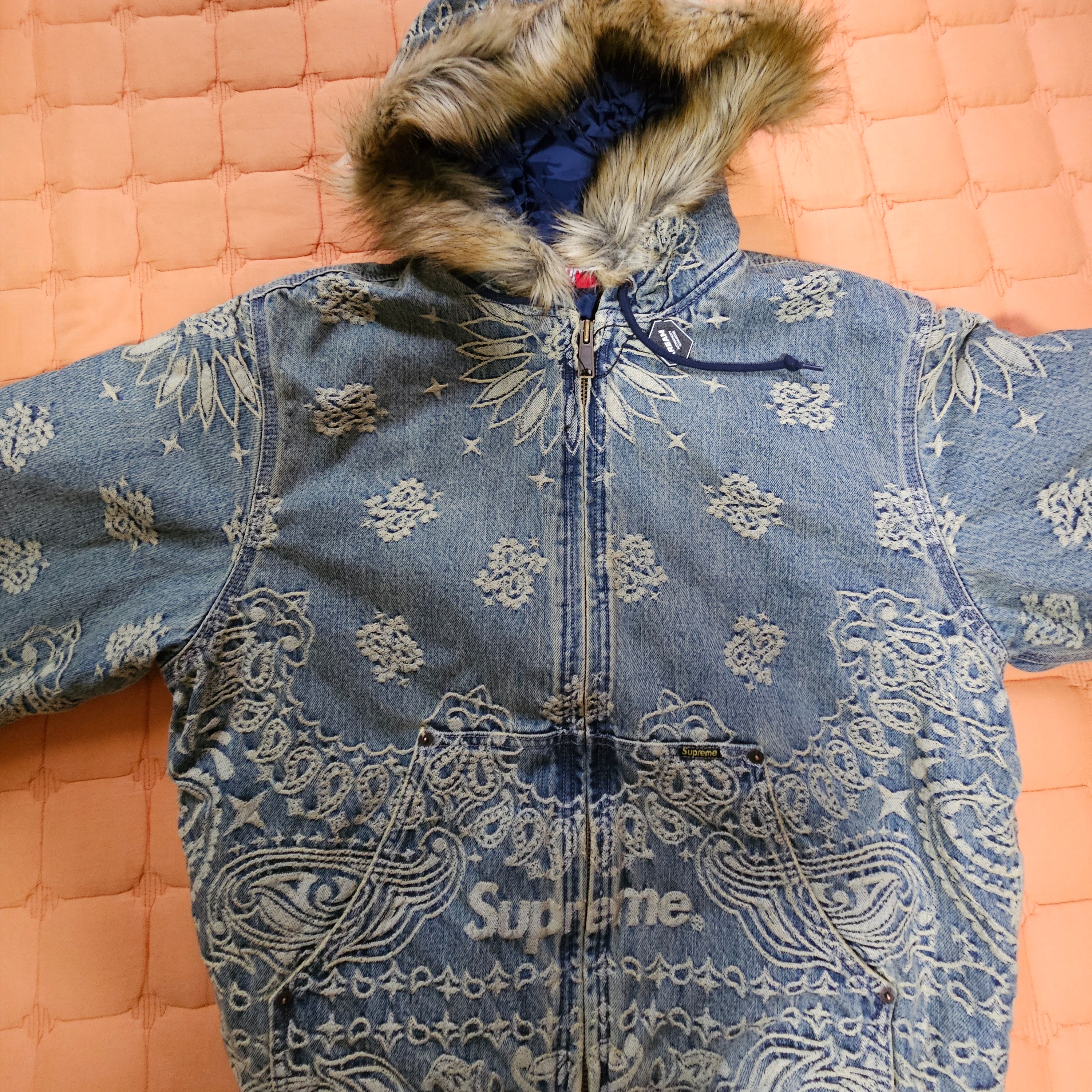 Supreme Bandana Jacquard Denim Hooded Work Jacket Blue - 25SS 착용 스타일 - 1