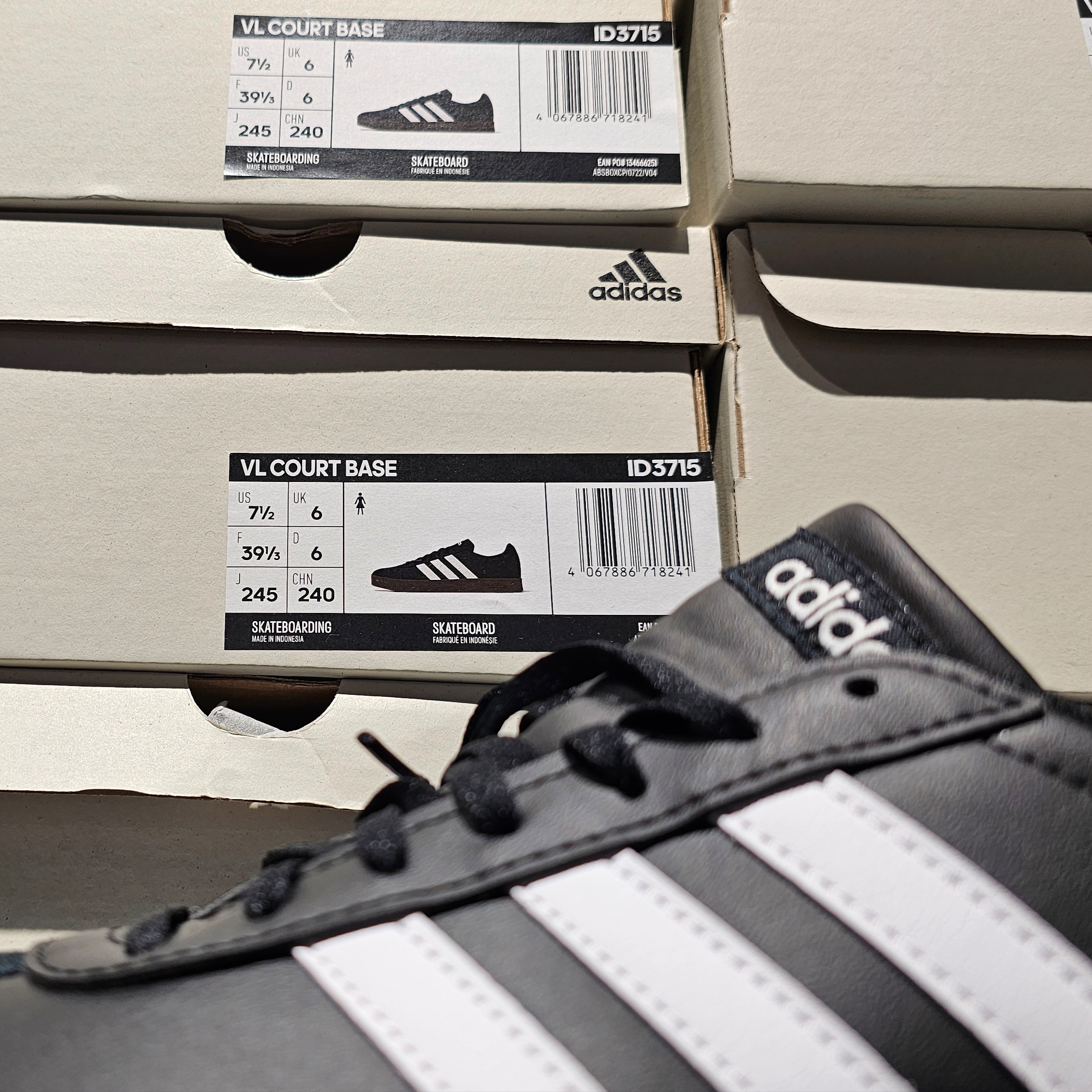 (W) Adidas VL Court Base Core Black Cloud White 착용 스타일