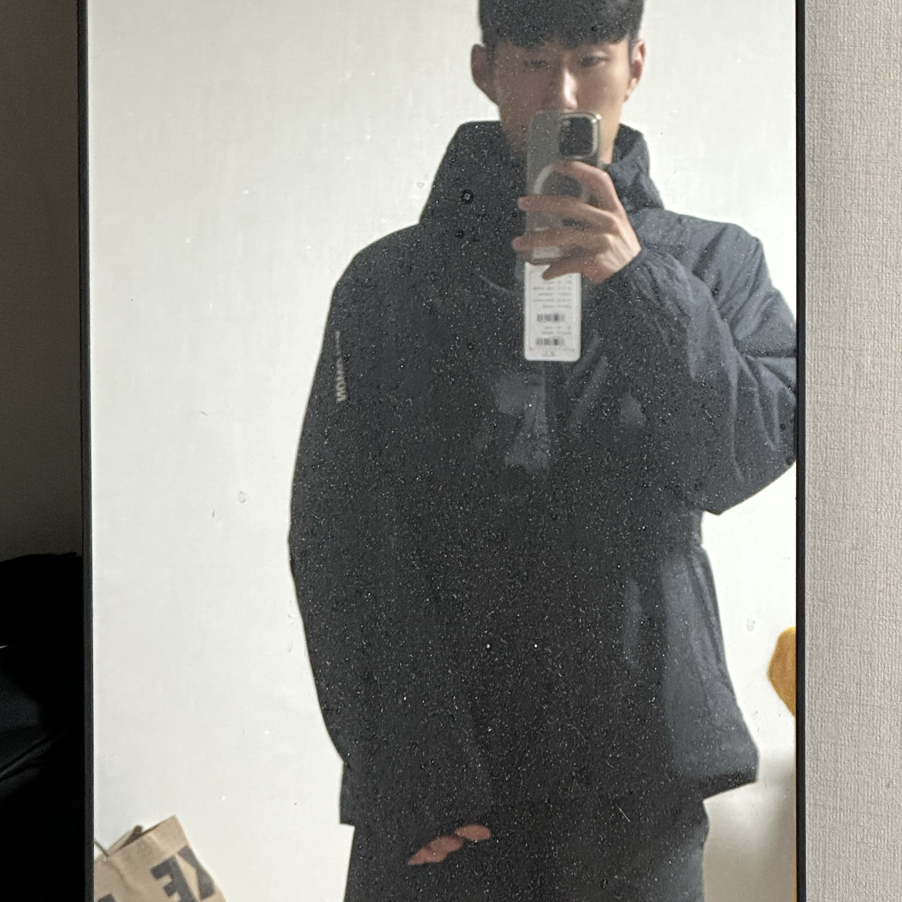 Salomon Modisay Jacket Black 착용 스타일
