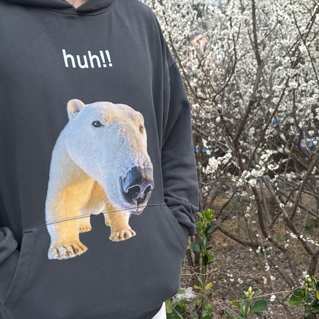 [KREAM 단독] Suade Huh Hoodie Pigment Black 착용 스타일