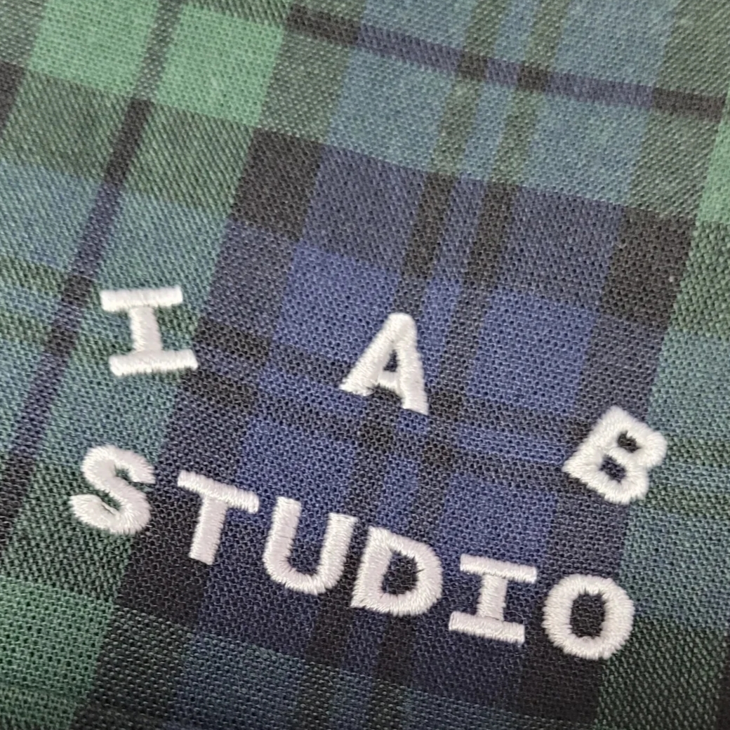 IAB Studio Blackwatch Tartan Shirt Blue Green 착용 스타일