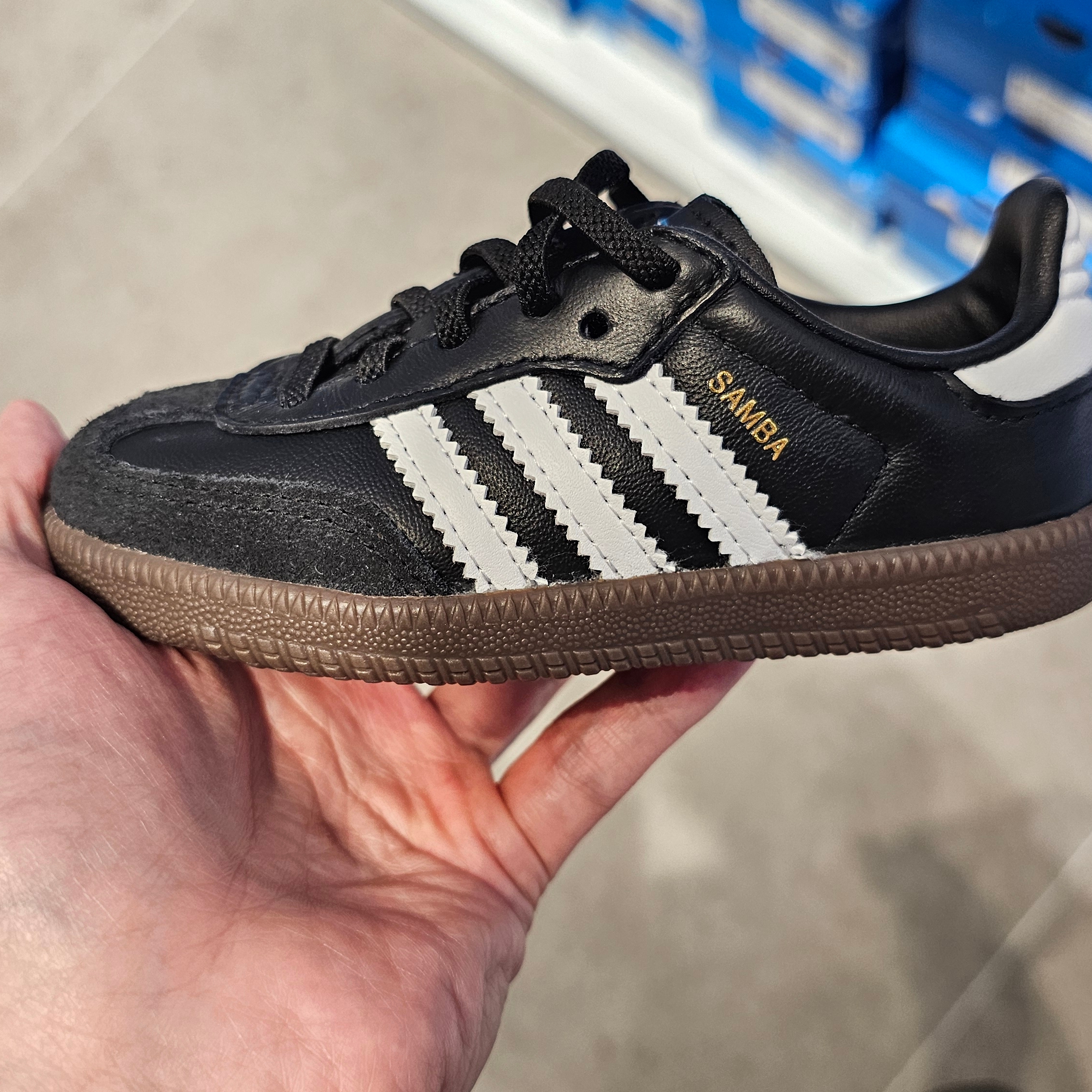 (Infant) Adidas Samba OG Core Black Cloud White 착용 스타일