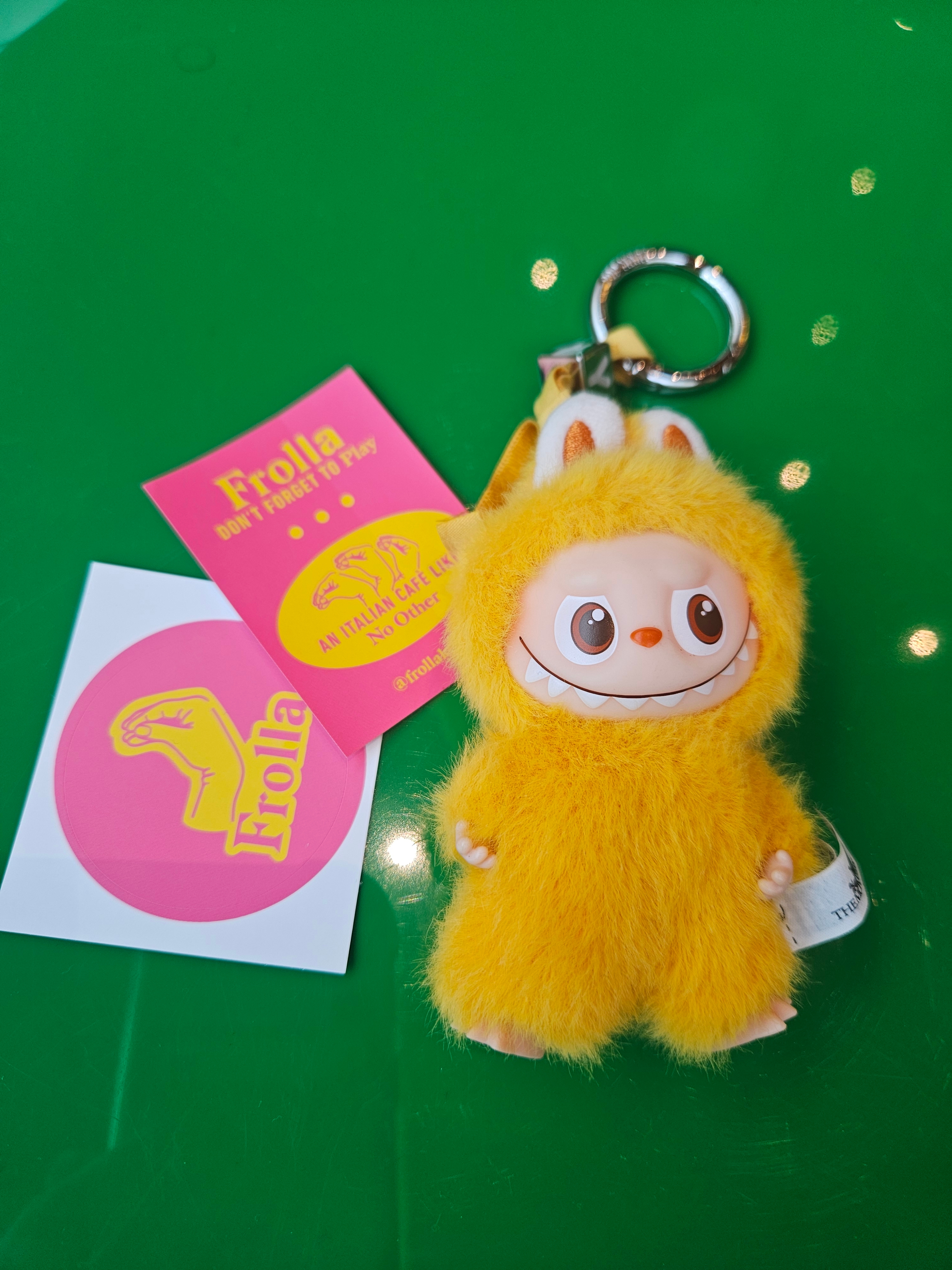 Pop Mart Labubu The Monsters Pin For Love Series Vinyl Plush Pendant (N-Z) Y (Opened Case) 착용 스타일 - 10