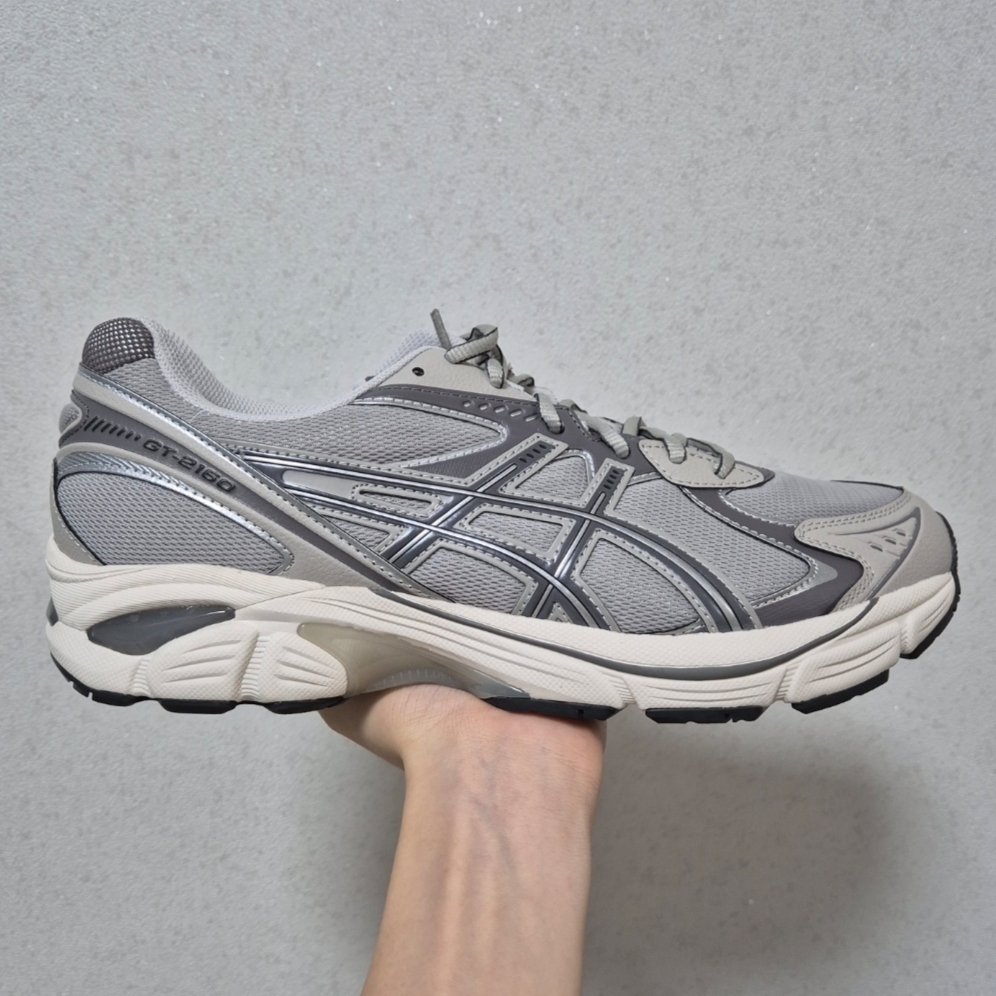 Asics GT-2160 Oyster Grey Carbon 착용 스타일 - 1