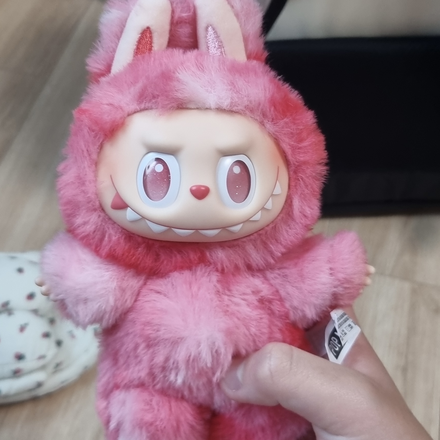 Pop Mart Labubu The Monsters Highlight Series Sealed Case (Bundle of 2/1 Blind Box) 착용 스타일 - 2