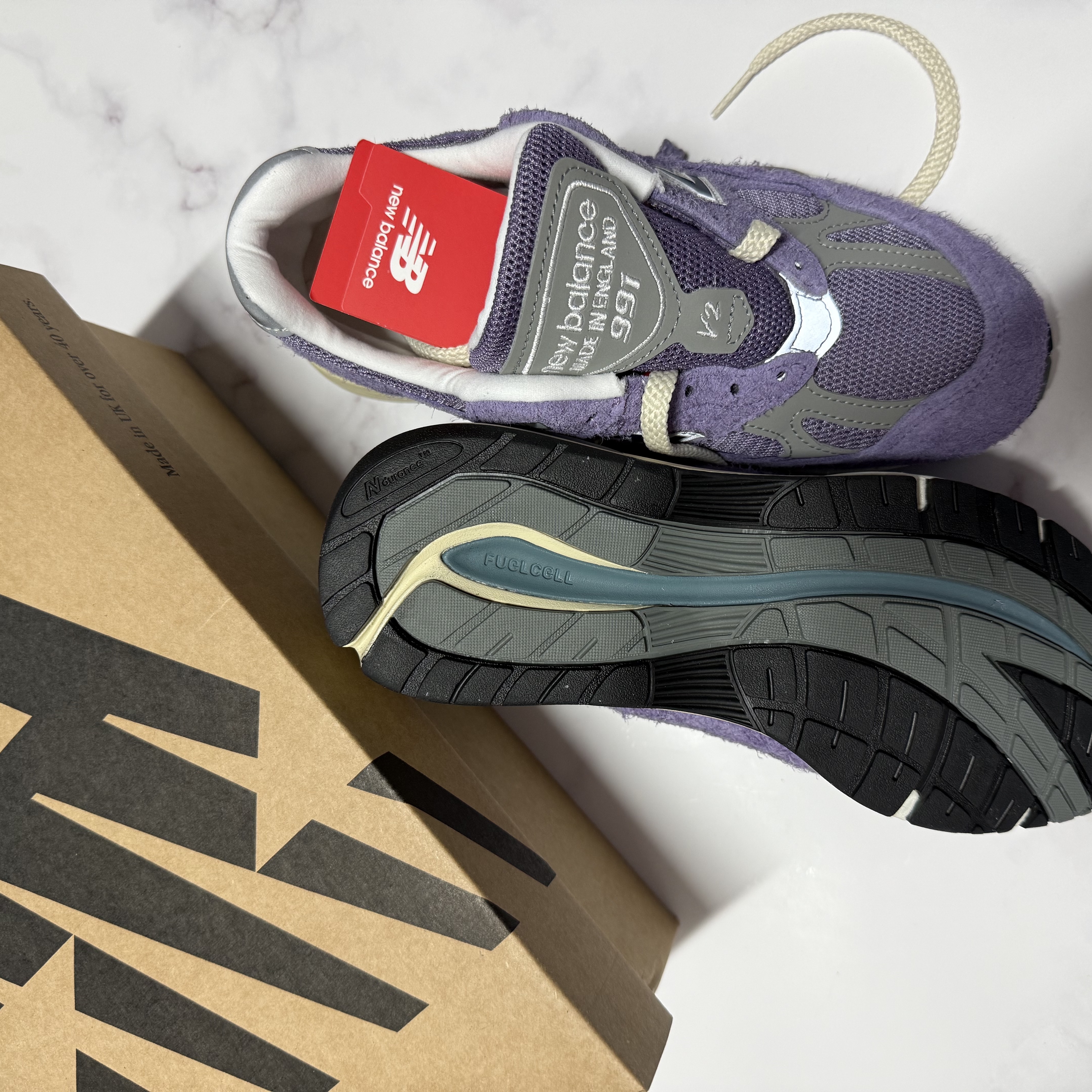 New Balance 991v2 Made in UK Dusk Purple Sage 착용 스타일 - 2