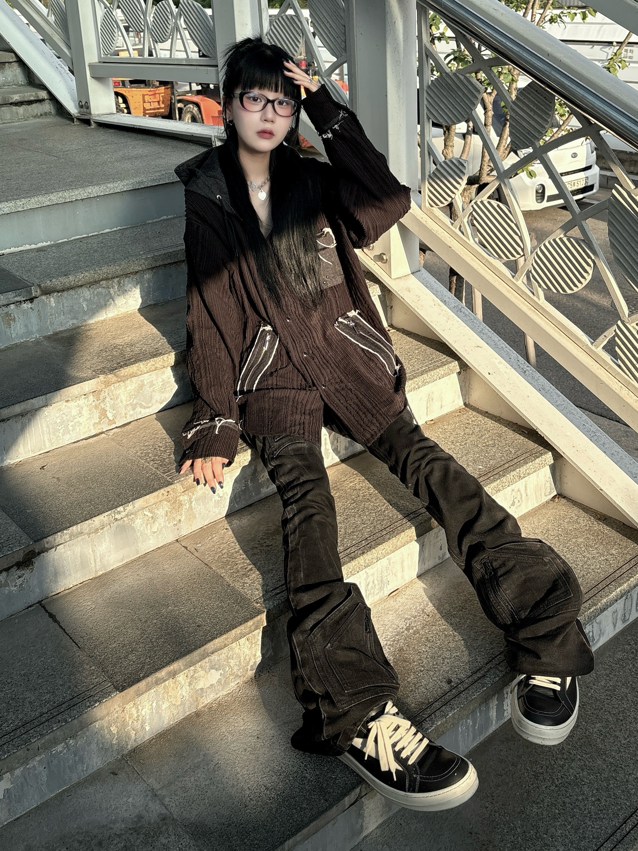 Rick Owens Lido Vintage Sneakers Black Milk, Tiffany & Co. Return to Tiffany Heart Tag Toggle Necklace Medium Silver 착용 스타일 - 2