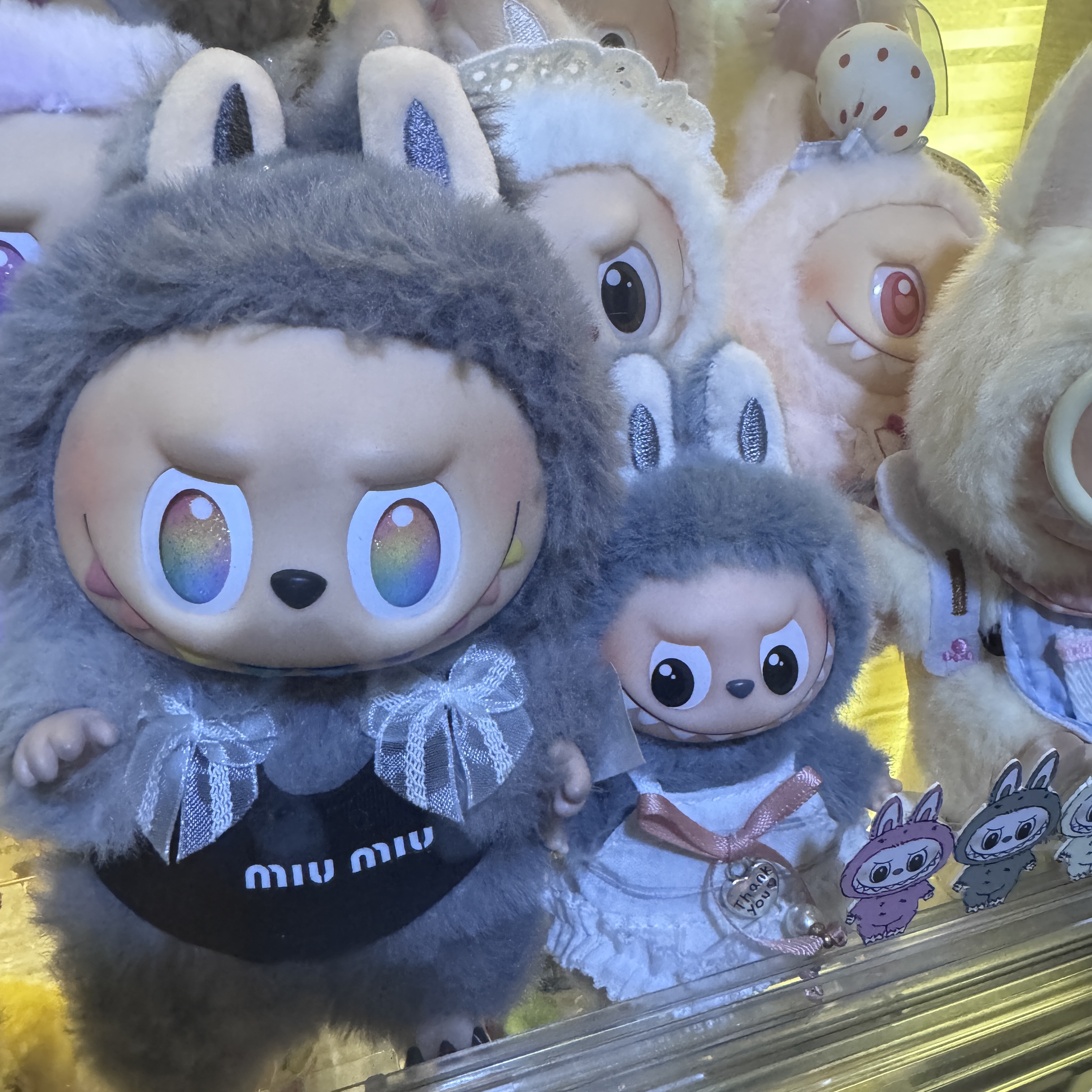 Pop Mart Labubu The Monsters Pin For Love Series Vinyl Plush Pendant (N-Z) W (Opened Case), Pop Mart Labubu The Monsters Highlight Series ID Keyring (Opened Case) 착용 스타일