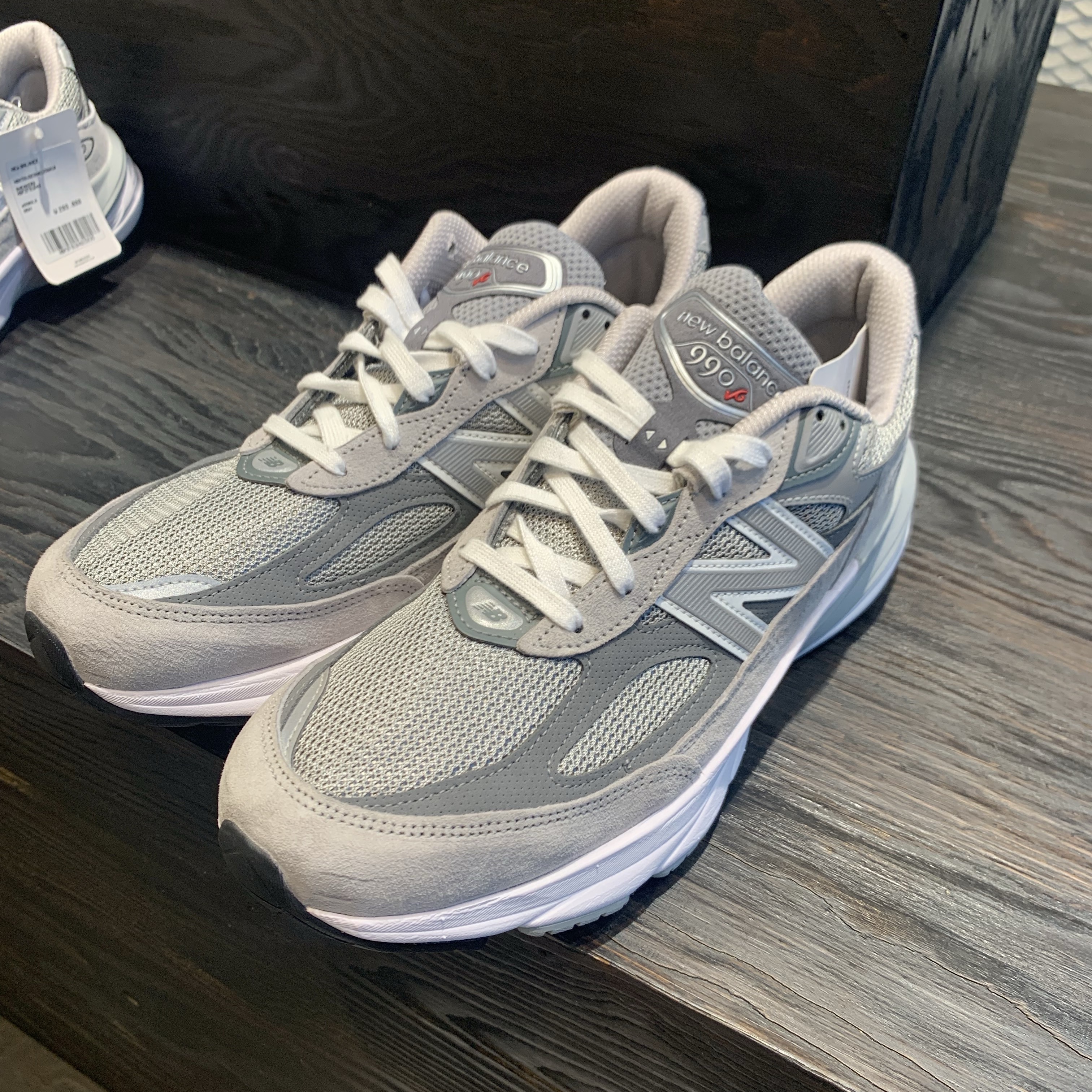New Balance 990v6 Made in USA Grey - D Standard 착용 스타일