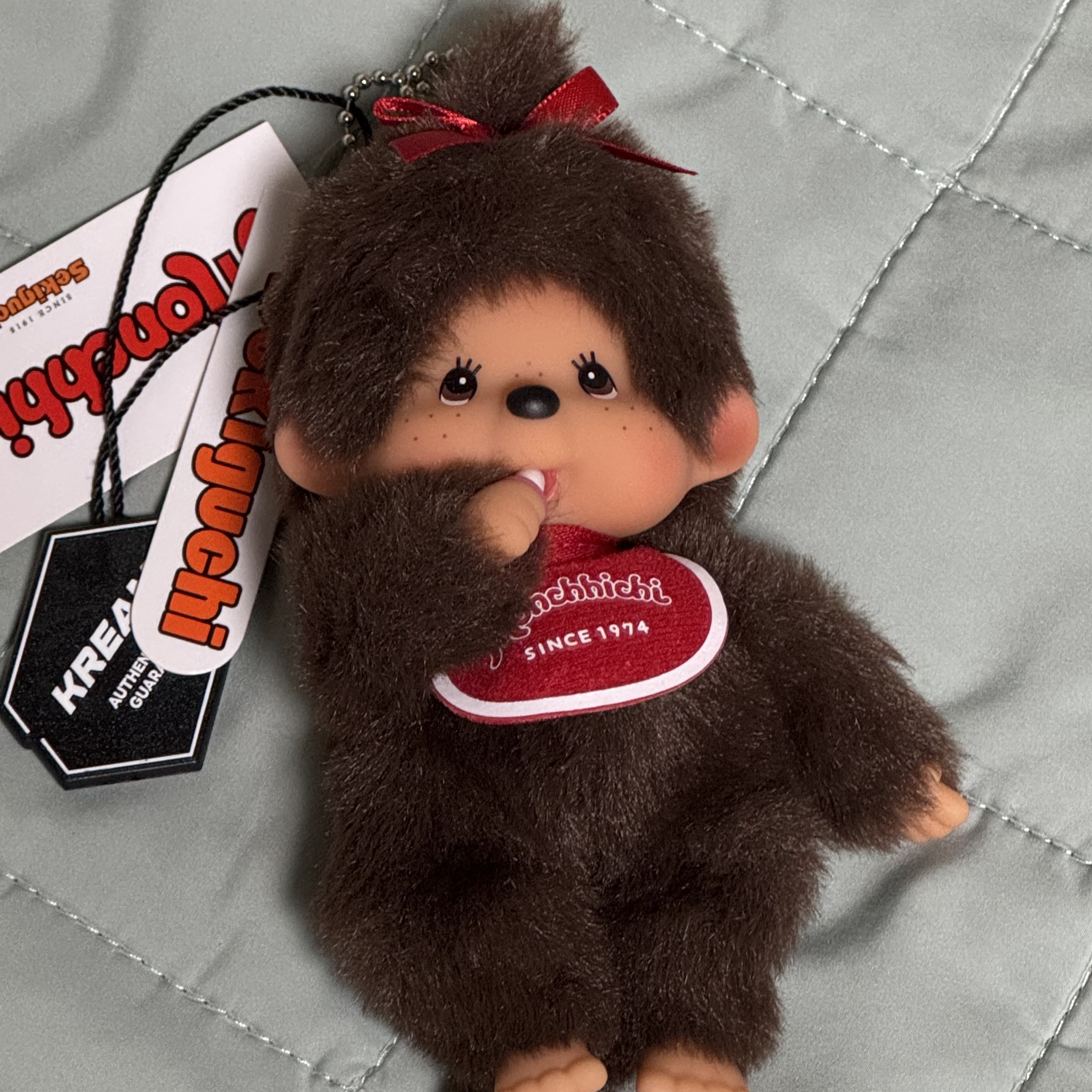Monchhichi SS Girl Key Chain Brown 착용 스타일