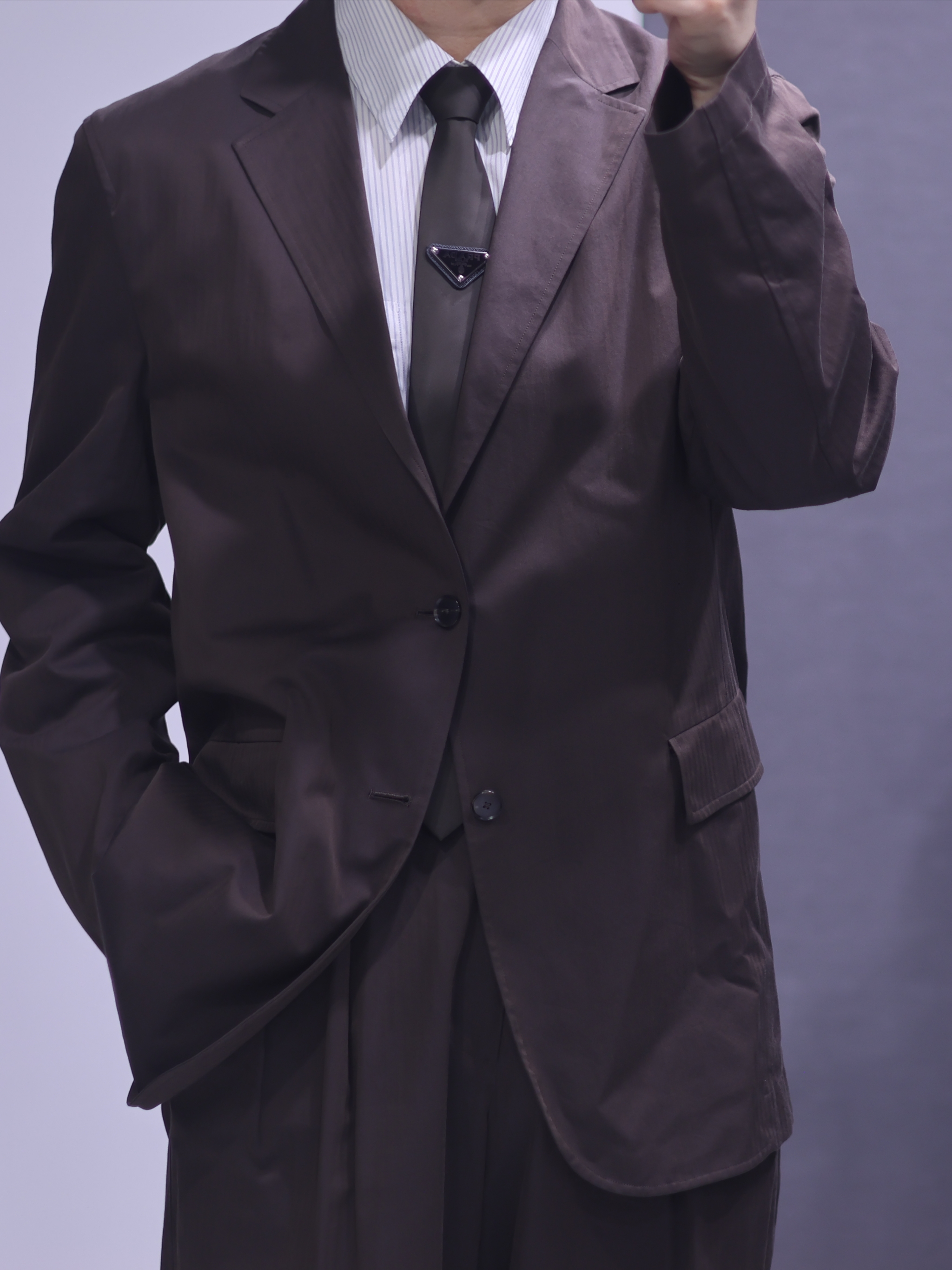 Auralee Lamb Leather Flight Blouson Brown - 25SS, Auralee Super Light Wool Check Shirt Gray Brown 착용 스타일 - 9