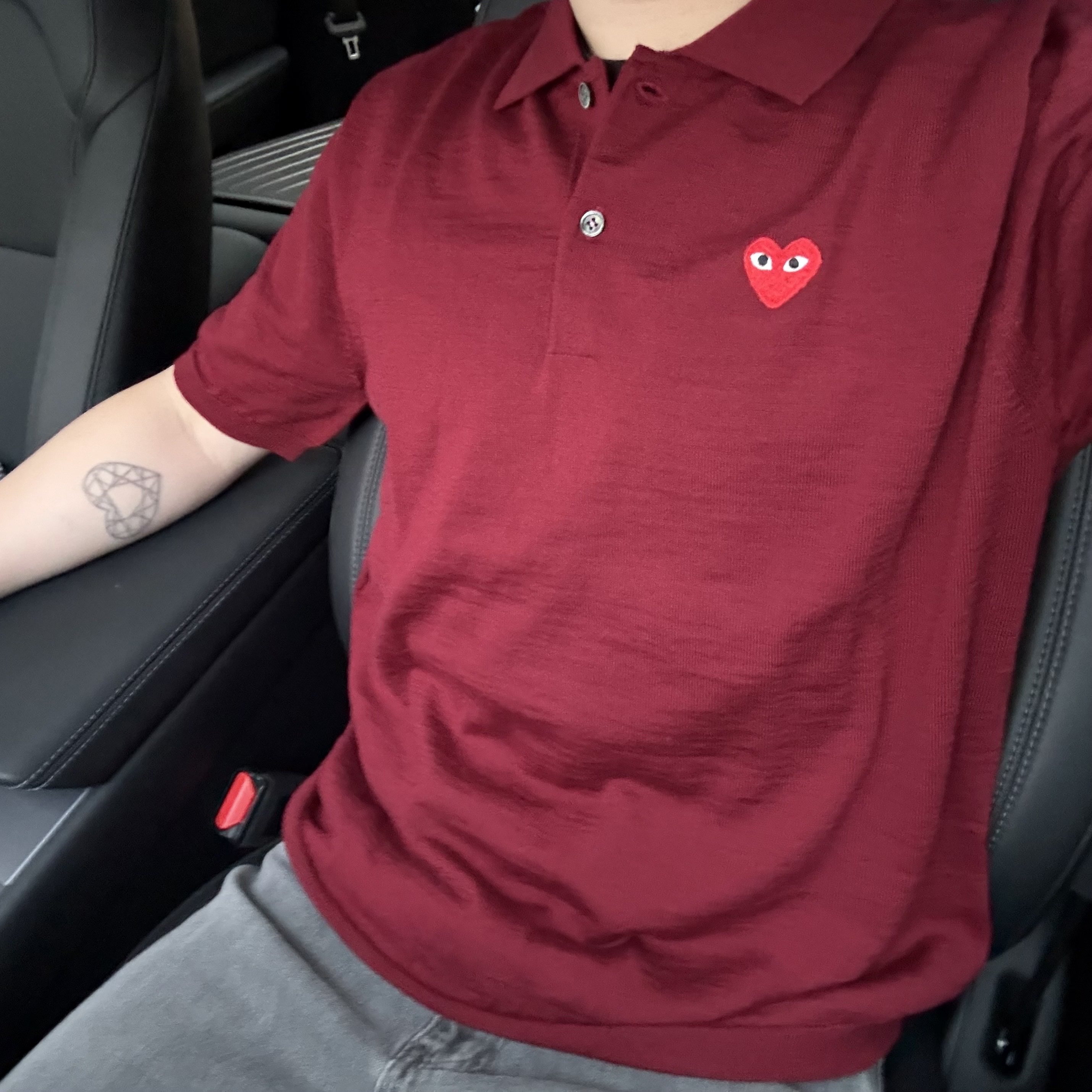 Play Comme des Garcons Red Heart Polo Shirt Burgundy, Peaceminusone Logo Bracelet #1 Green 착용 스타일