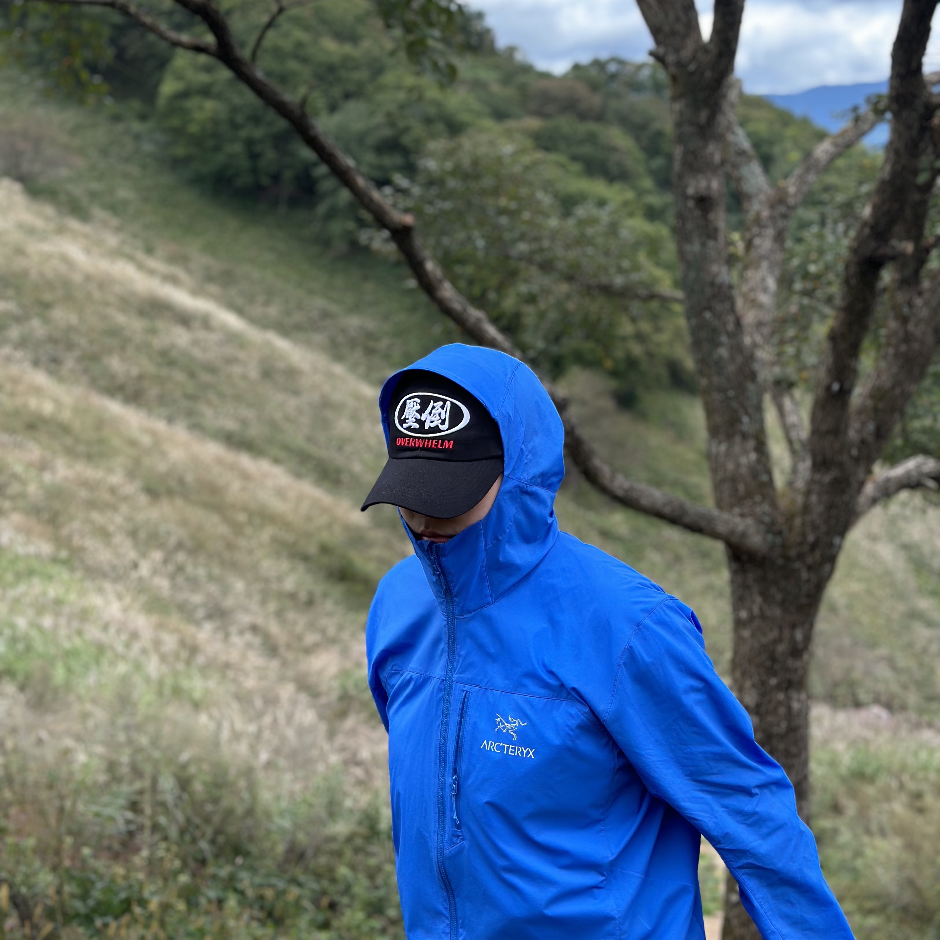 Arc'teryx Squamish Hoody Electra 착용 스타일