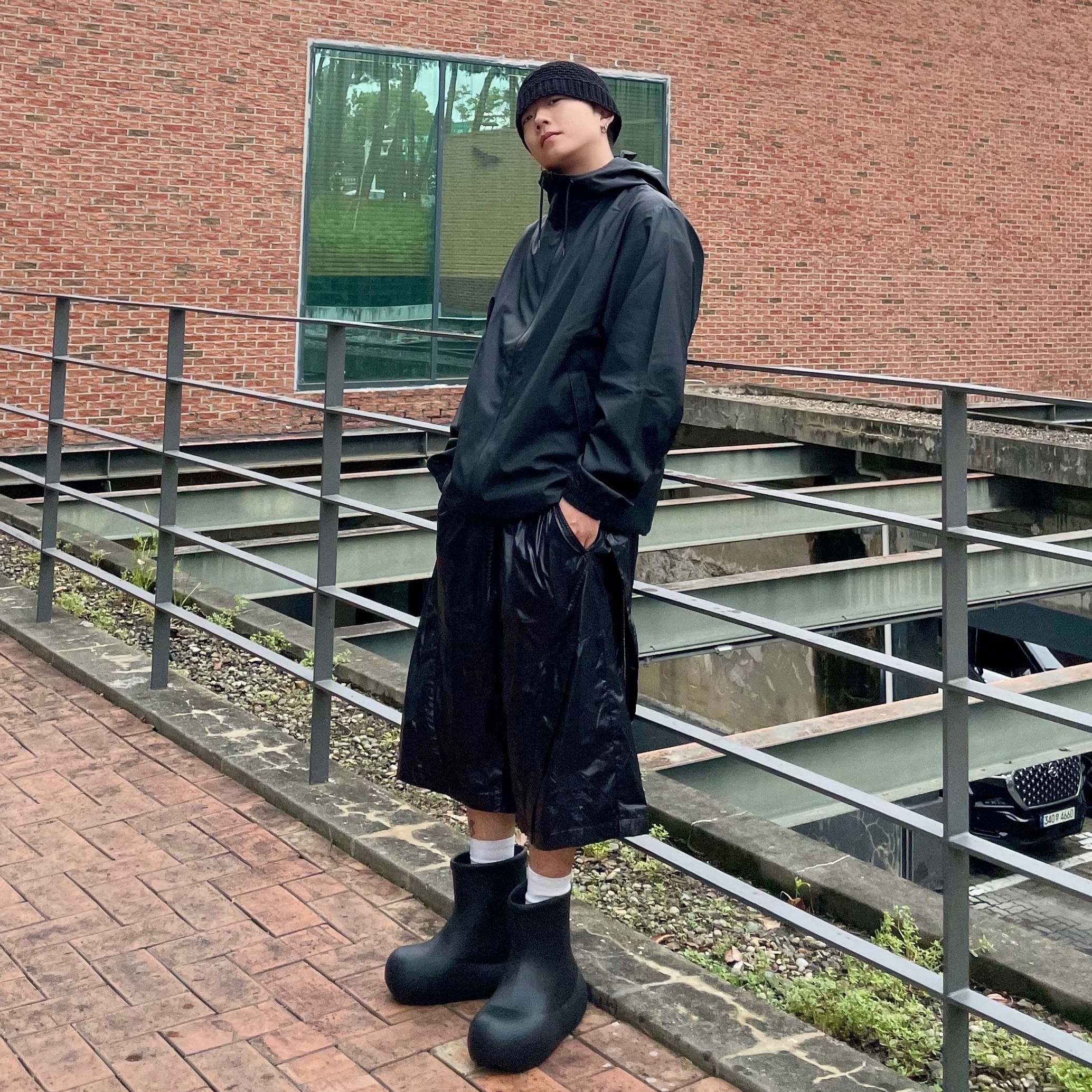 Undermycar x Nautica Utility Shorts Black - 25SS 착용 스타일