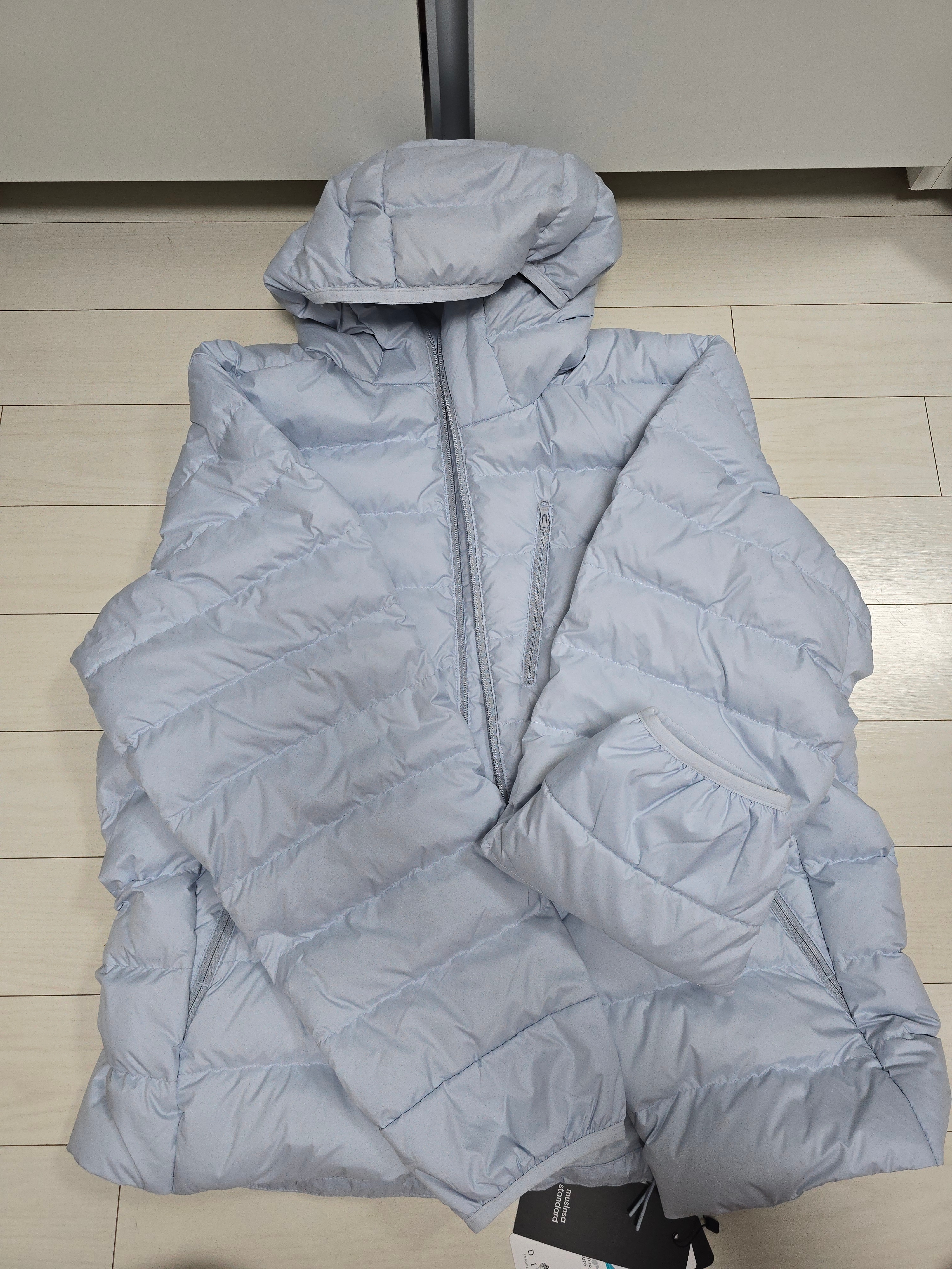 Musinsa Standard City Leisure Hooded Light Down Jacket Cloudy Blue 착용 스타일