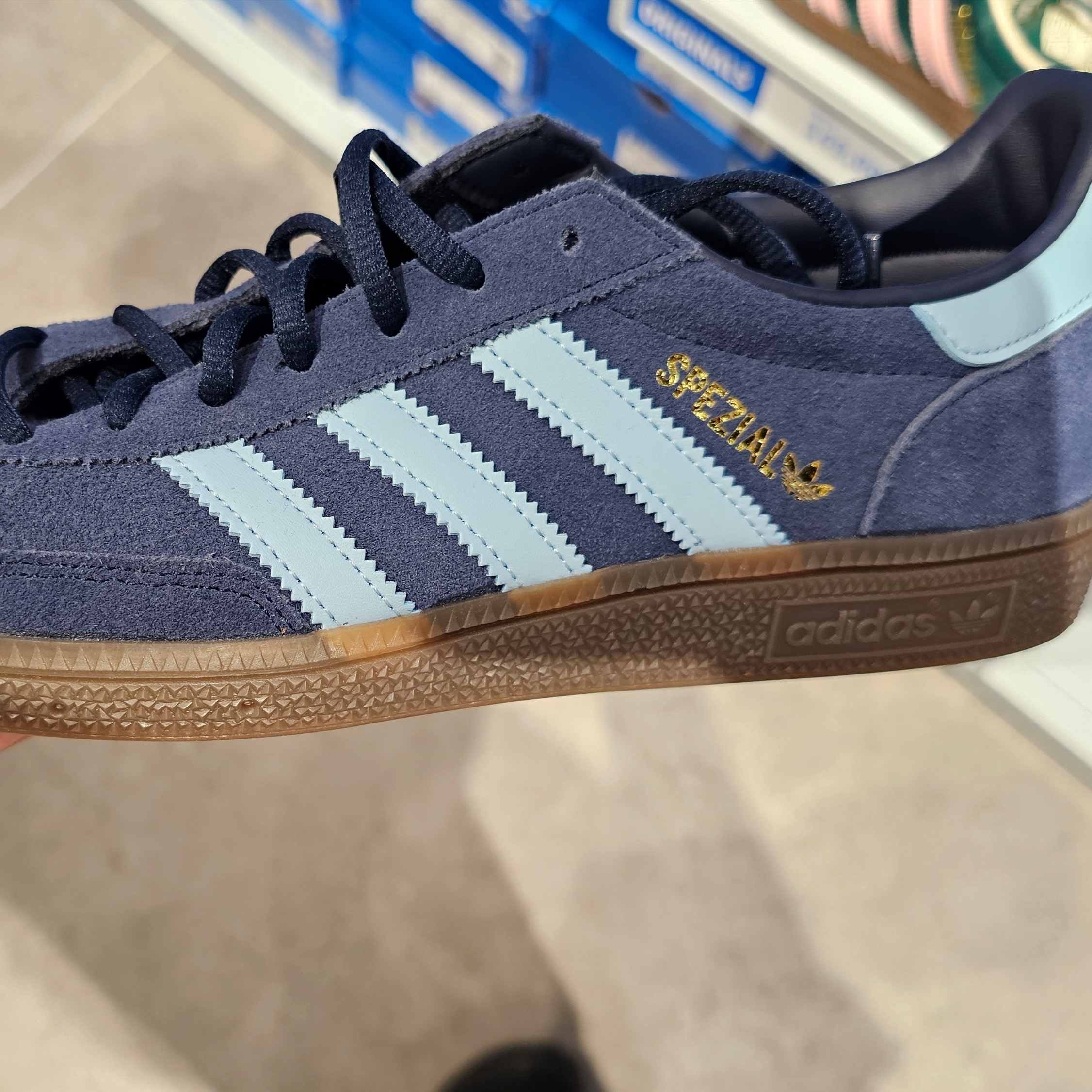 Adidas Spezial Handball Collegiate Navy 착용 스타일