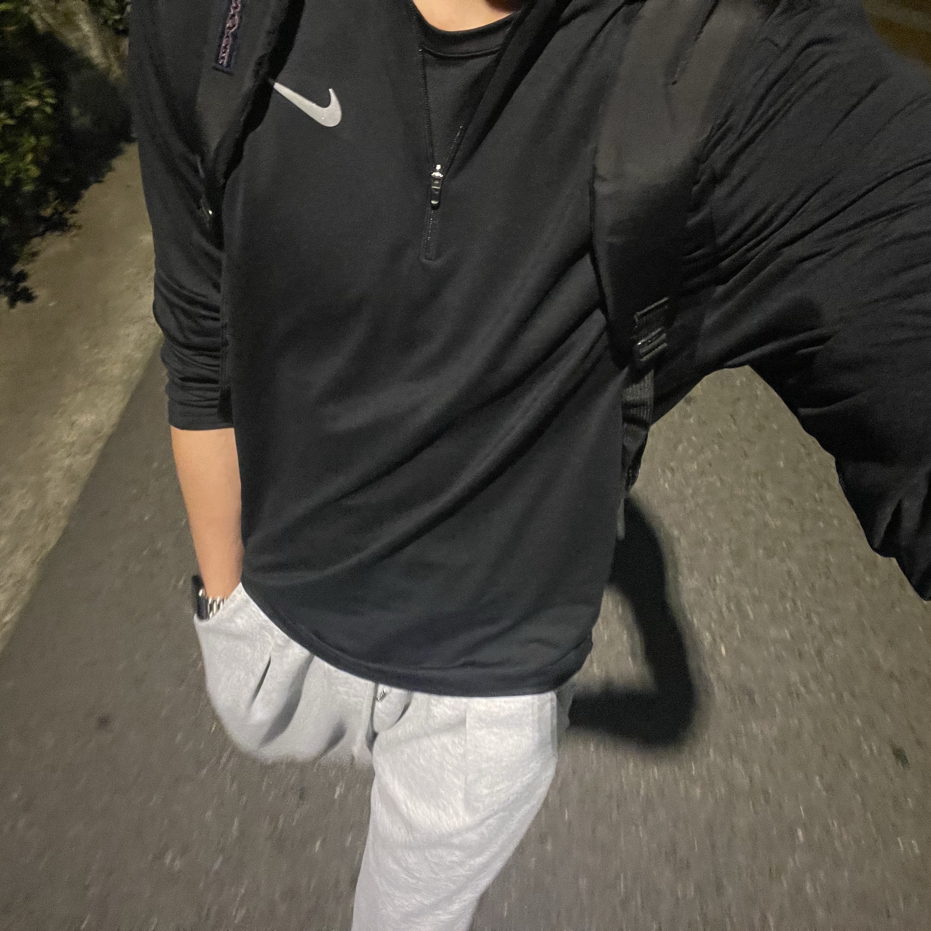 Nike Dri-Fit Element Quarter Zip Running Top Black 착용 스타일