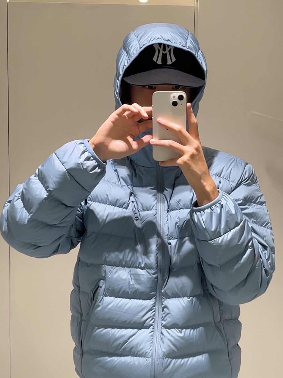 Musinsa Standard City Leisure Hooded Light Down Jacket Moon Blue 착용 스타일 - 2