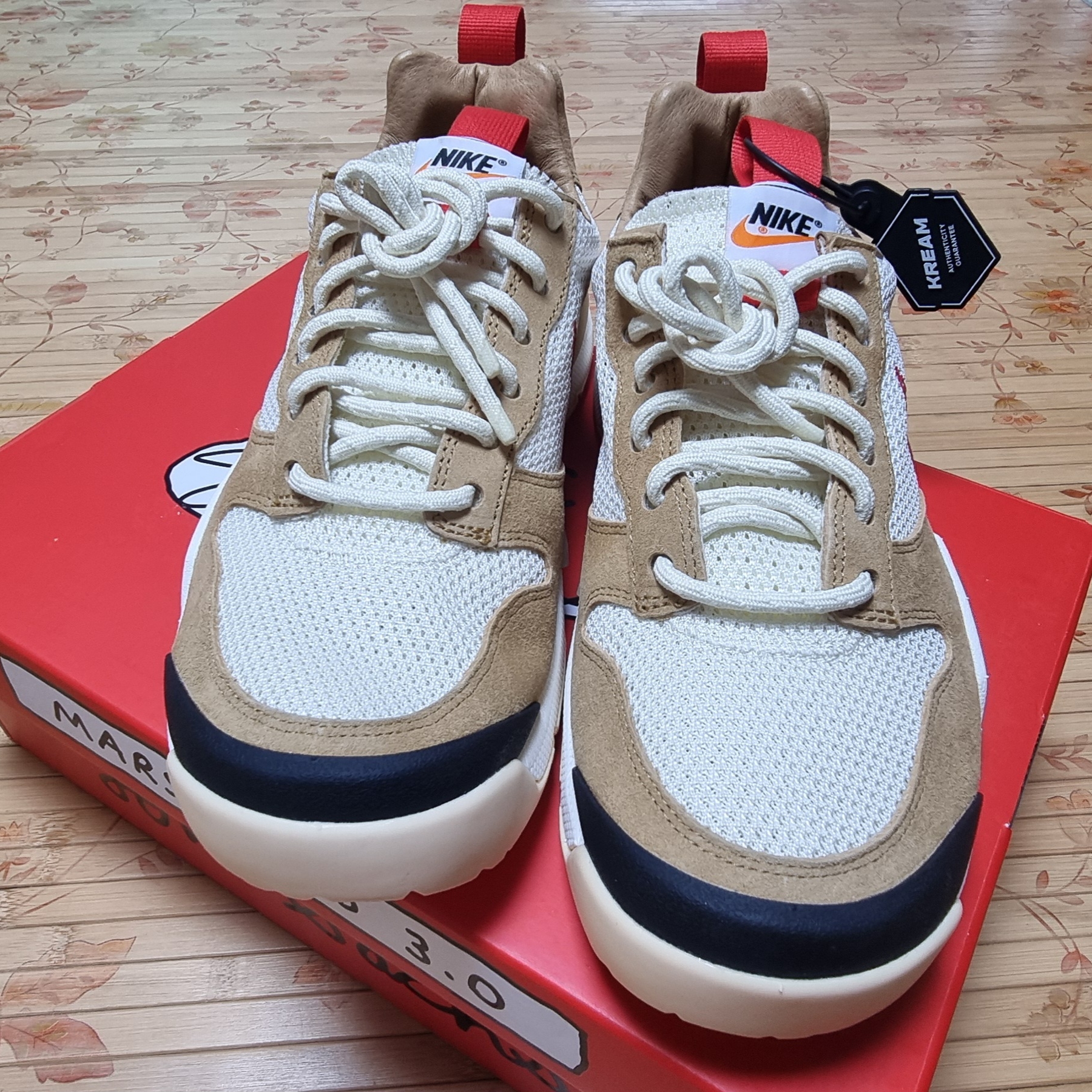 Nike x Tom Sachs Mars Yard Shoe 3.0 Space Camp 착용 스타일 - 2