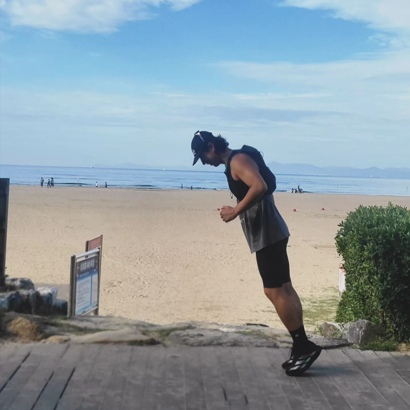 Salomon Link 6 Panel Cap Black 착용 스타일 - 5