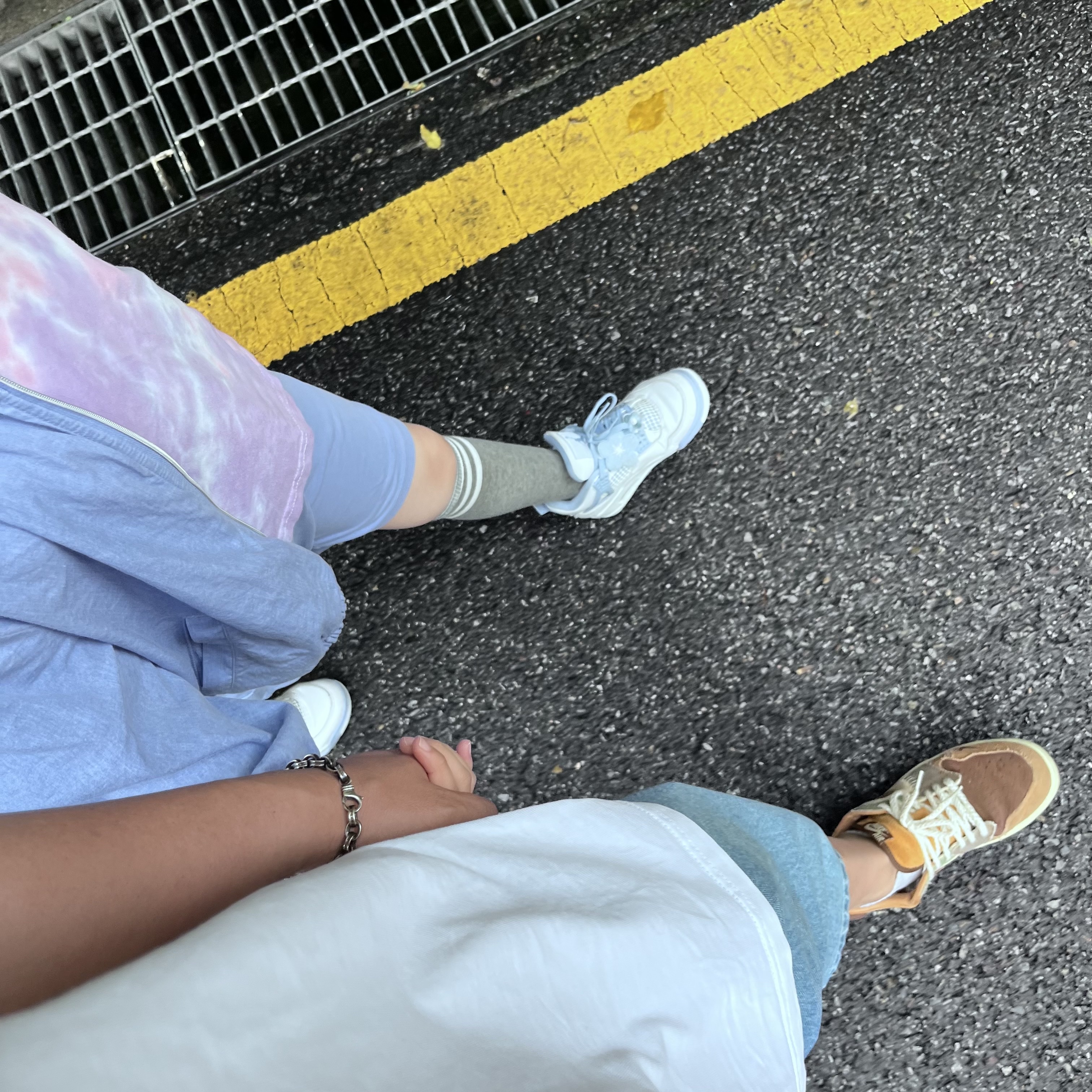 Jordan 1 x Zion Williamson Retro Low OG Flax and Oil Green, (PS) Jordan 4 Retro Aluminum 착용 스타일 - 2