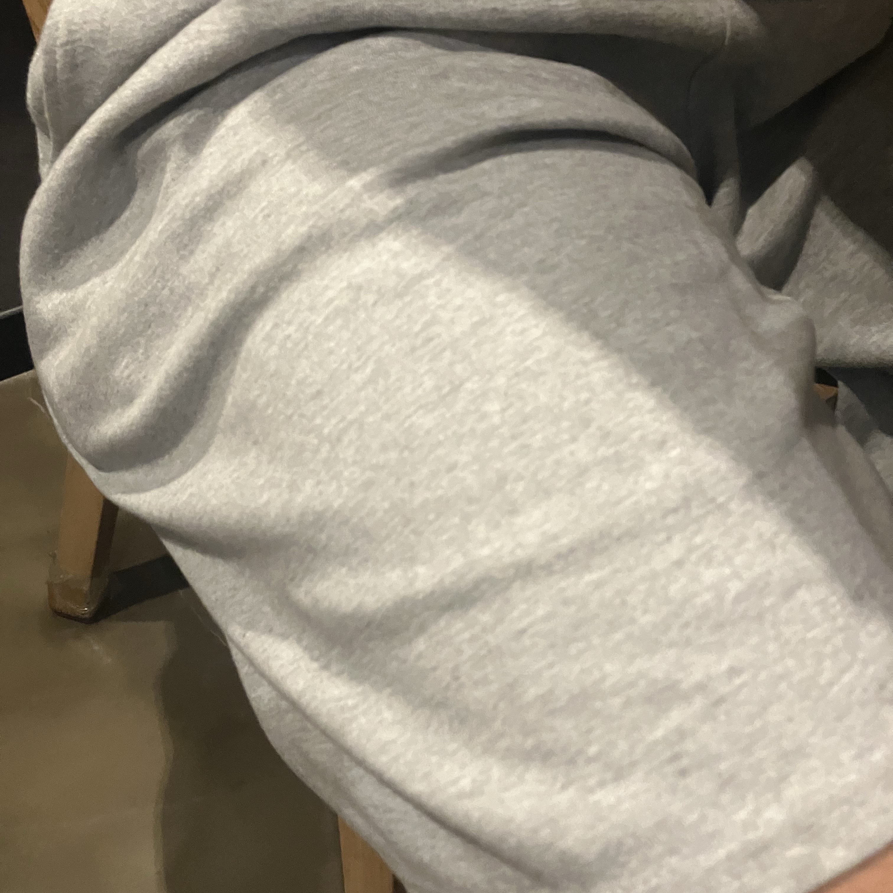 Knitted Bermuda Traning Half Pants Melange Grey 착용 스타일