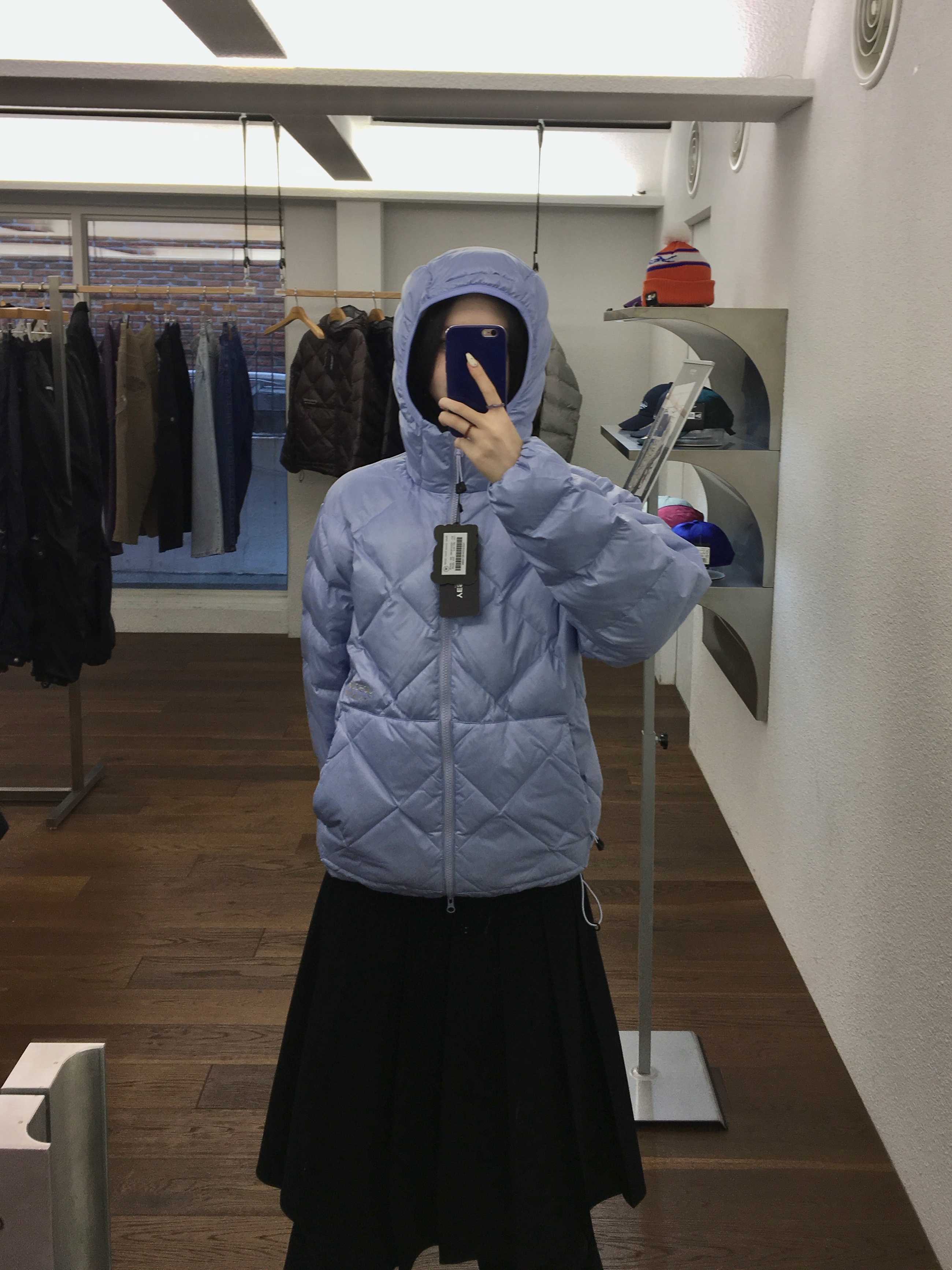 YESEYESEE Wafer Goose Down Jacket Misty Blue 착용 스타일 - 4