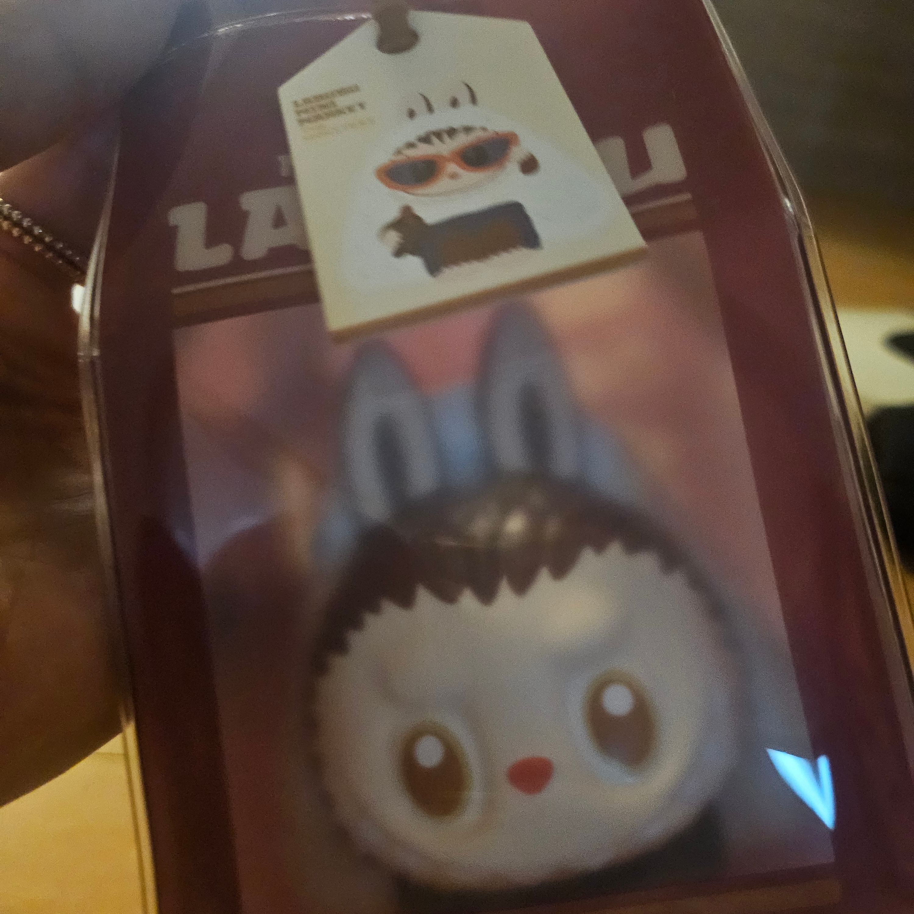 Pop Mart Labubu The Monsters Wacky Mart Series Pinch Pendant Onigiri (Opened Case) 착용 스타일